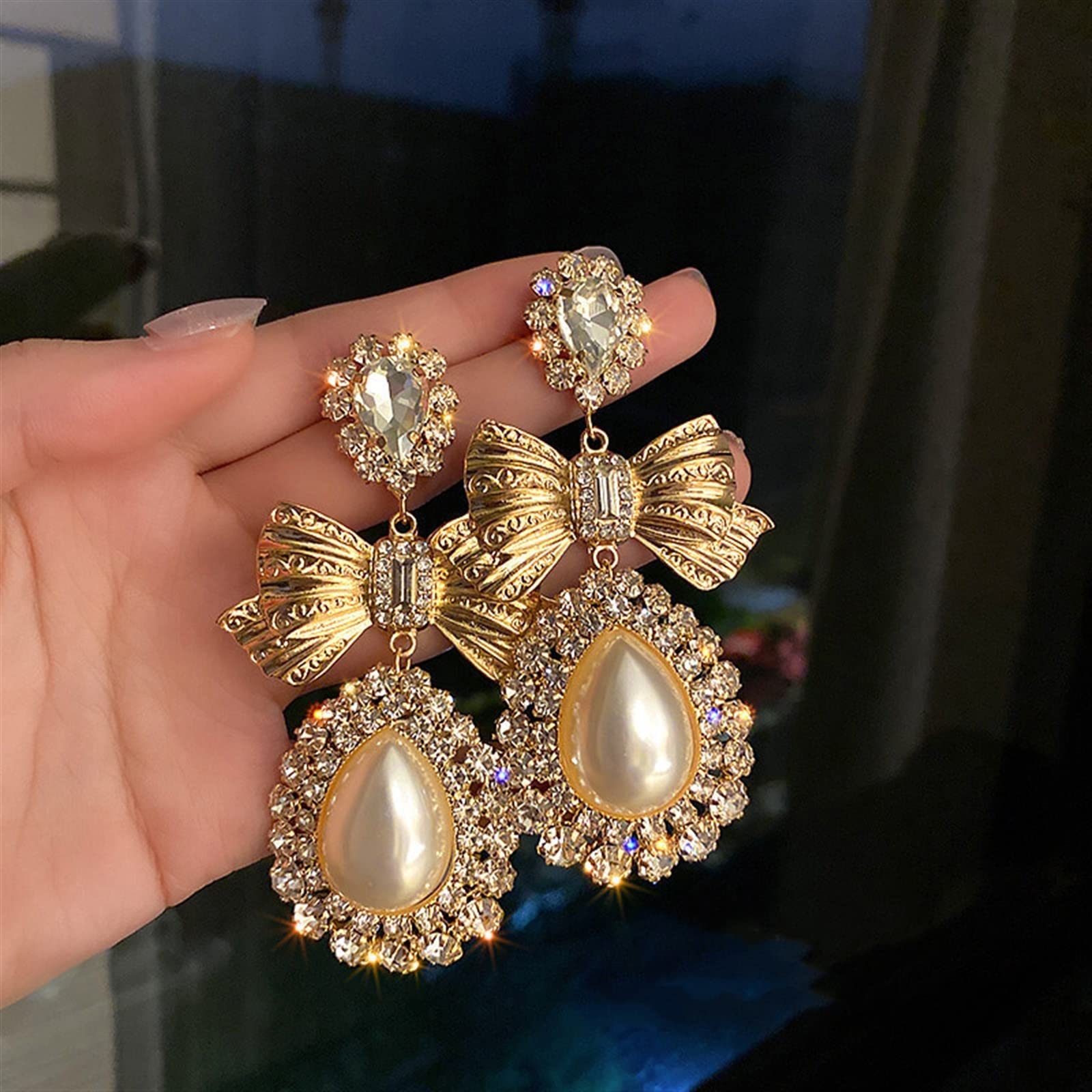 HJMMHX Damen-Ohrringe, Vintage-Goldfarben, Schleife, Kristall-Ohrringe für Frauen, Wassertropfen, baumelnde Ohrringe, Schmuck
