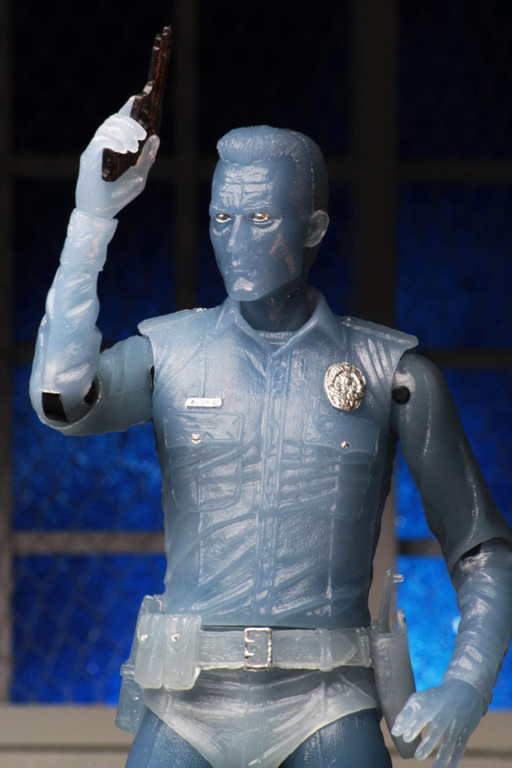 NECA - Terminator 2-7" Scale Action Figure - Kenner Tribute - White Hot T-1000