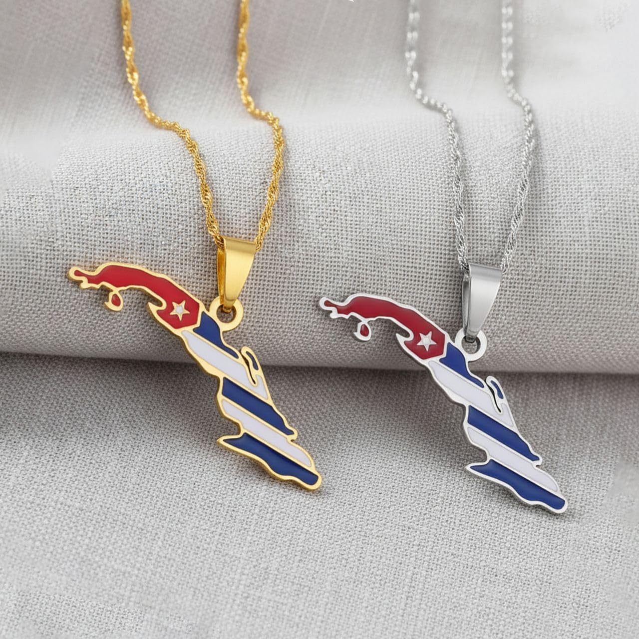 Cuba Map Flag Pendant Necklace for Men Women - Map of Cuban Jewelry - Meaningful Christmas and New Year Gift Accessories With Bag