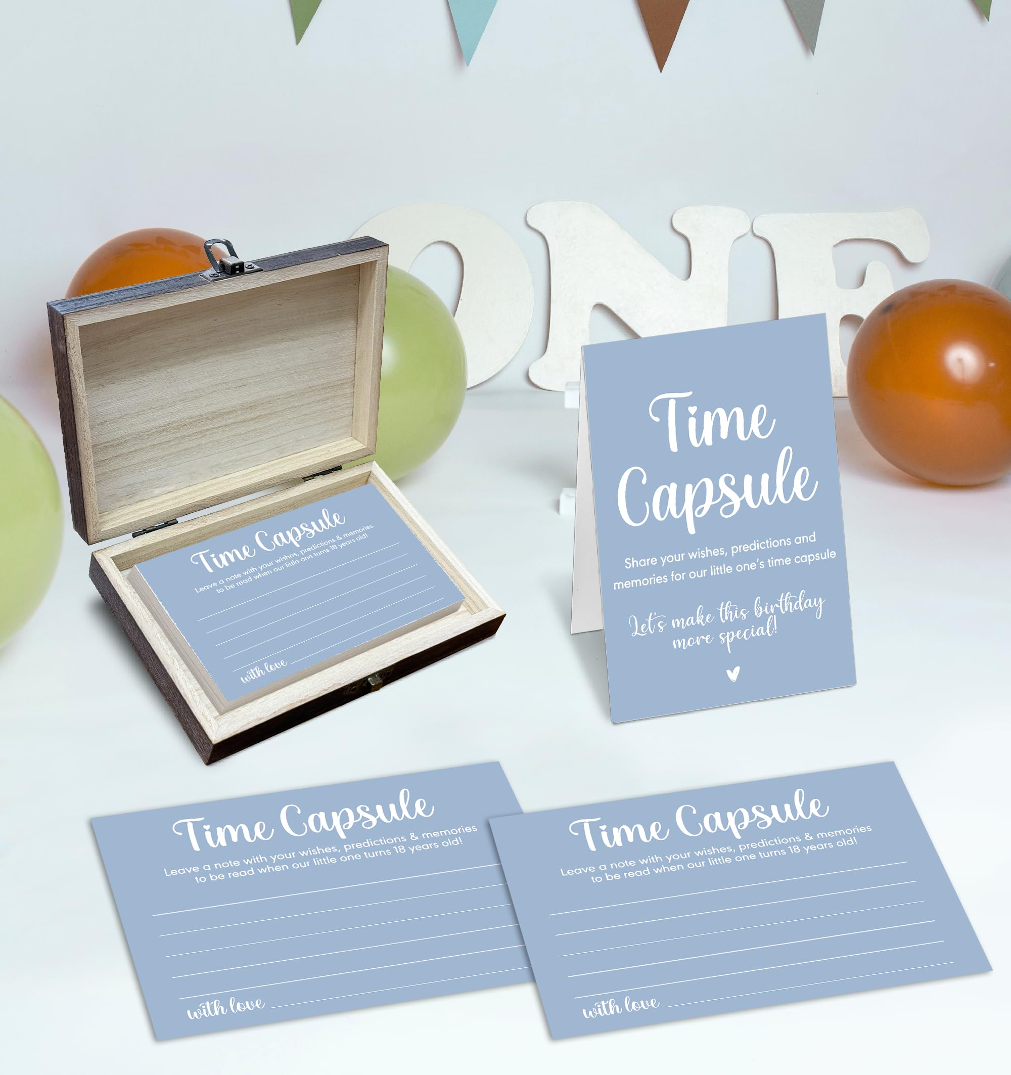 Caja de cápsulas de tiempo para bebé para primer cumpleaños, juego de 50 tarjetas de deseos y caja de regalo de recuerdo, juegos y decoraciones para fiesta de primer cumpleaños (diseño azul) -A01