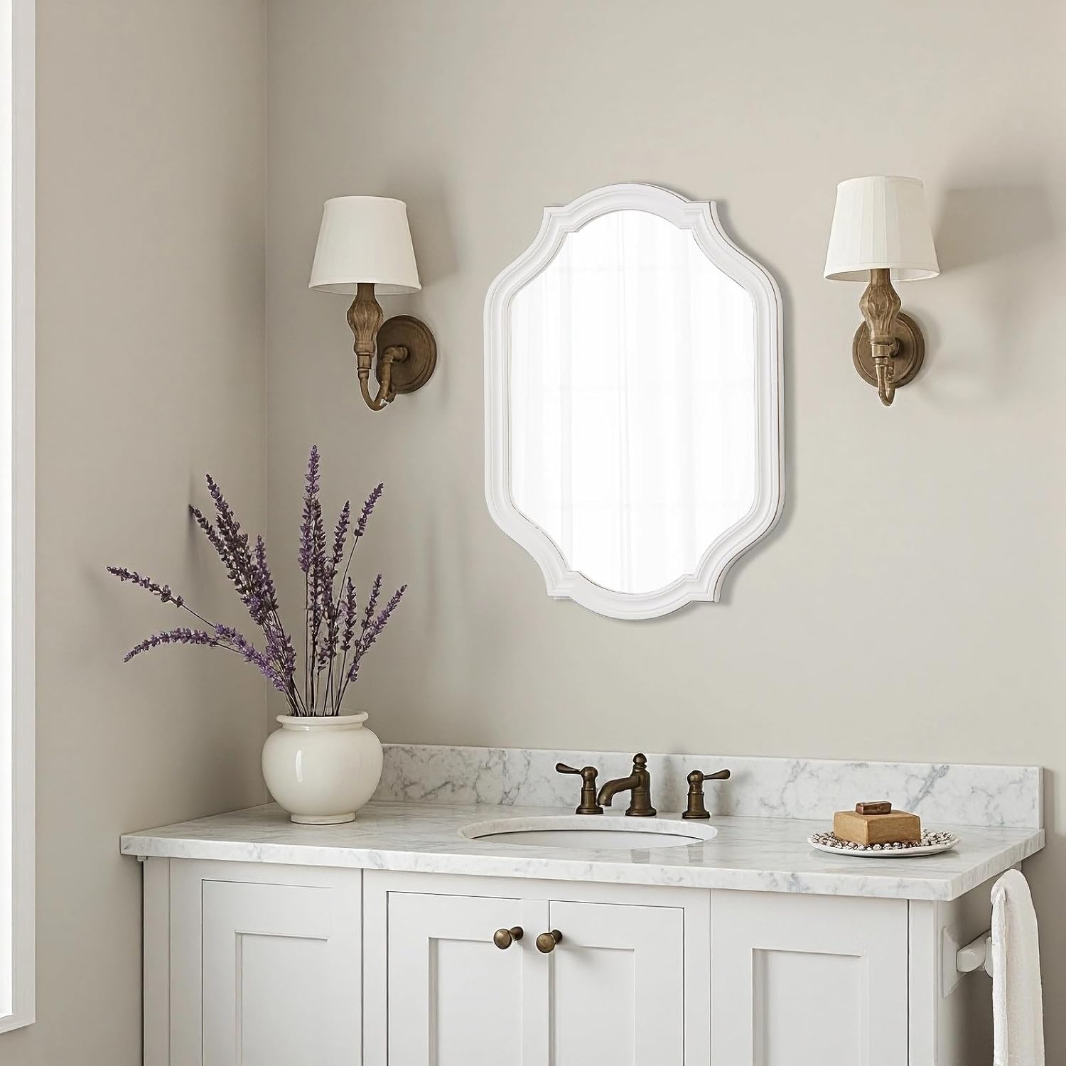 Rustic Scalloped Oval Mirror 28 X 20 Inch, Distressed White Wood Framed Vintage Mirrors for Wall Decor Living Room Entryway Bathroom, Farmhouse Decorative Wall Mirror, Horizontal or Vertical