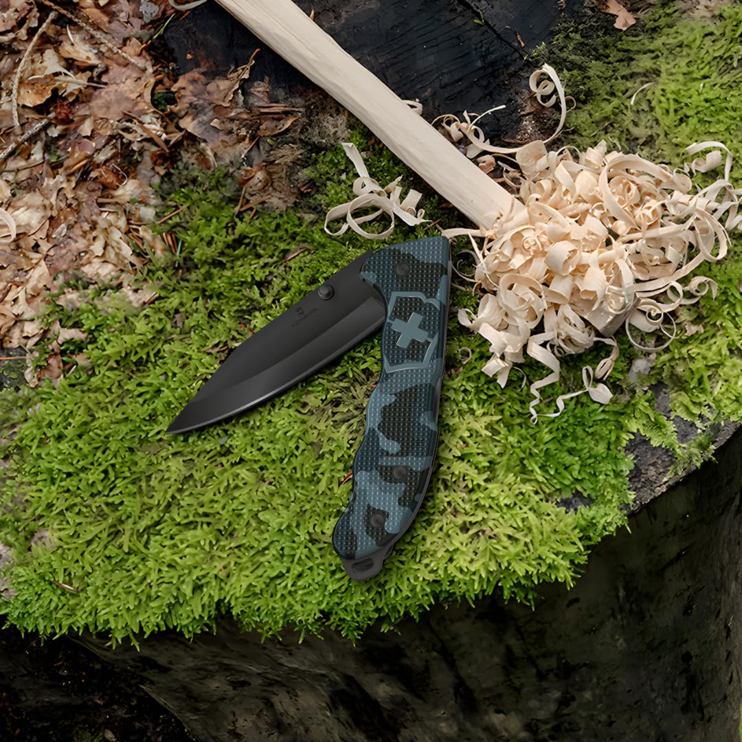 Victorinox Coltellino Svizzero Hunter Evoke BSH Alox, Multiuso, Outdoor, 4 Funzioni incl. Lama da 10 cm e Perno per Pollice, Blu Marino Mimetico