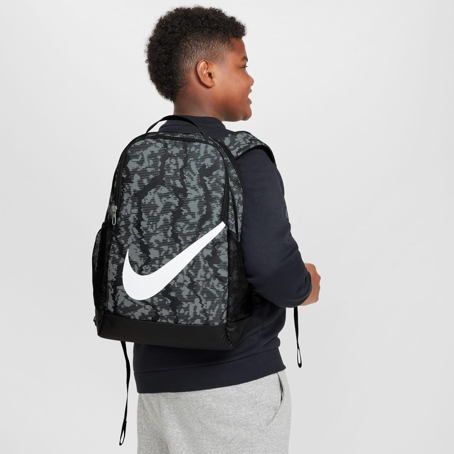 NIKE Unisex Kids Youth Brasilia Backpack - Cat Aop Fa24 Backpack (pack of 1), Black/Black/White, One Size, Young Athletes - Image 8