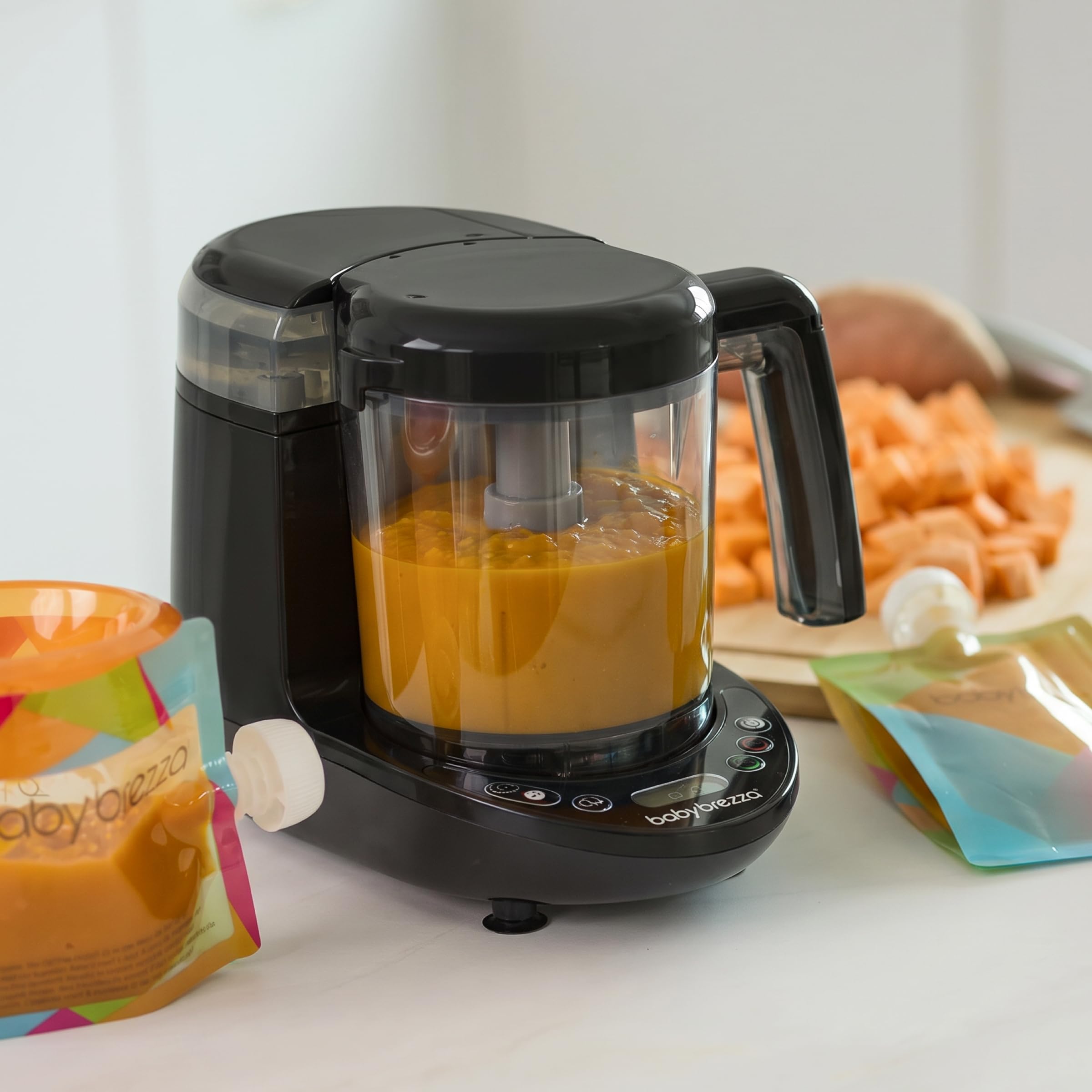 Baby Brezza Food Maker Deluxe 3-in-1 Babynahrungszubereiter Dampfgaren Mixen Kombi 800 ml BPA-frei LCD-Display