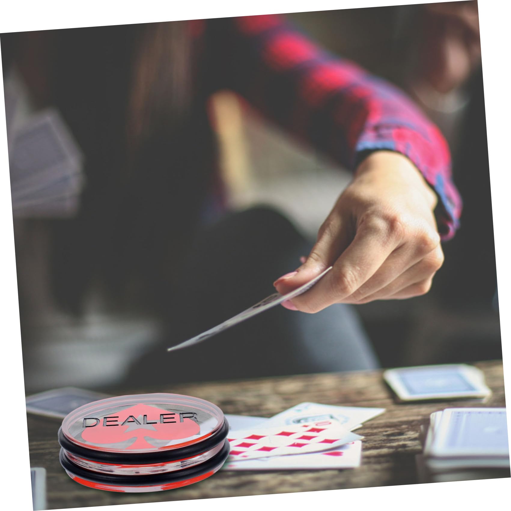 Toyvian 3 Piezas Tarjeta De Prensa del Distribuidor Botón del Disco del Crupier Botón De Repartidor para Texas Holdem Titular De Fichas De Póquer Acrílico Niño Tarjeta De bits Pequeña