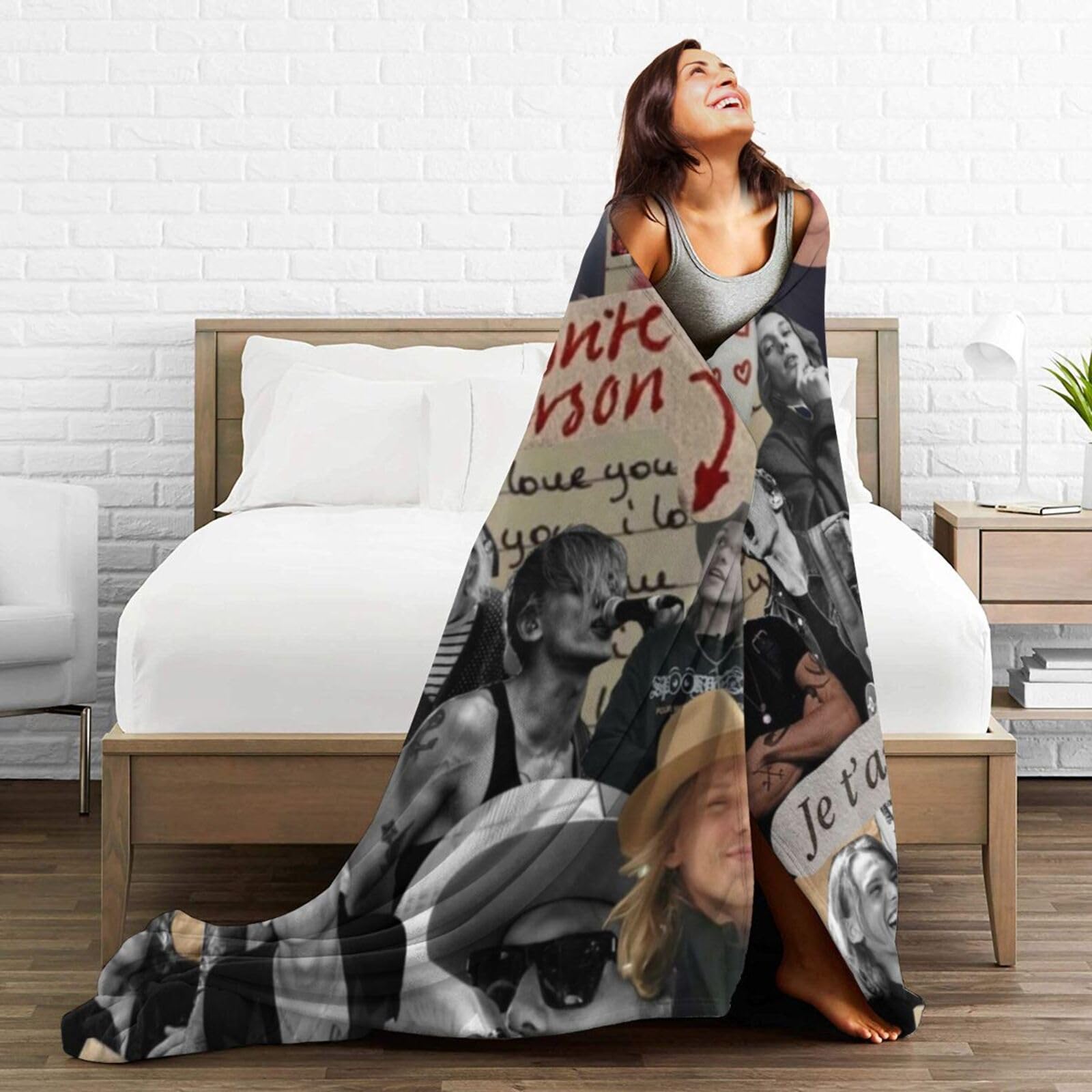 Amazon.com: JHUHBMINIshi Cozy Warm Plush Throw Jamie Campbell