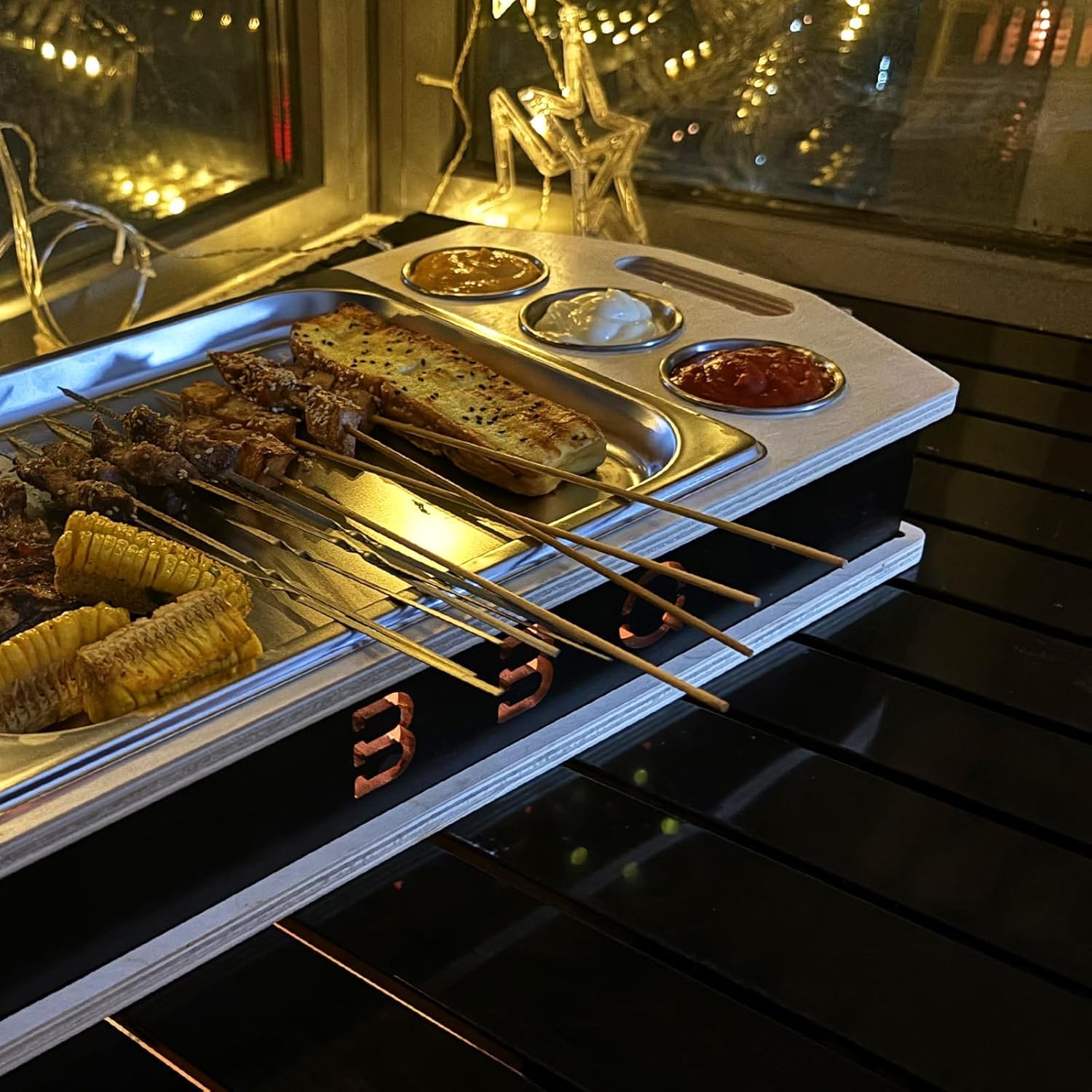 Fleischwarmhalter fürs Grillen, BBQ Board mit Edelstahl Schälchen, Umweltfreundliche Materialien, Grillgut Stövchen für Potlucks BBQ-Party Versammlungen(X)