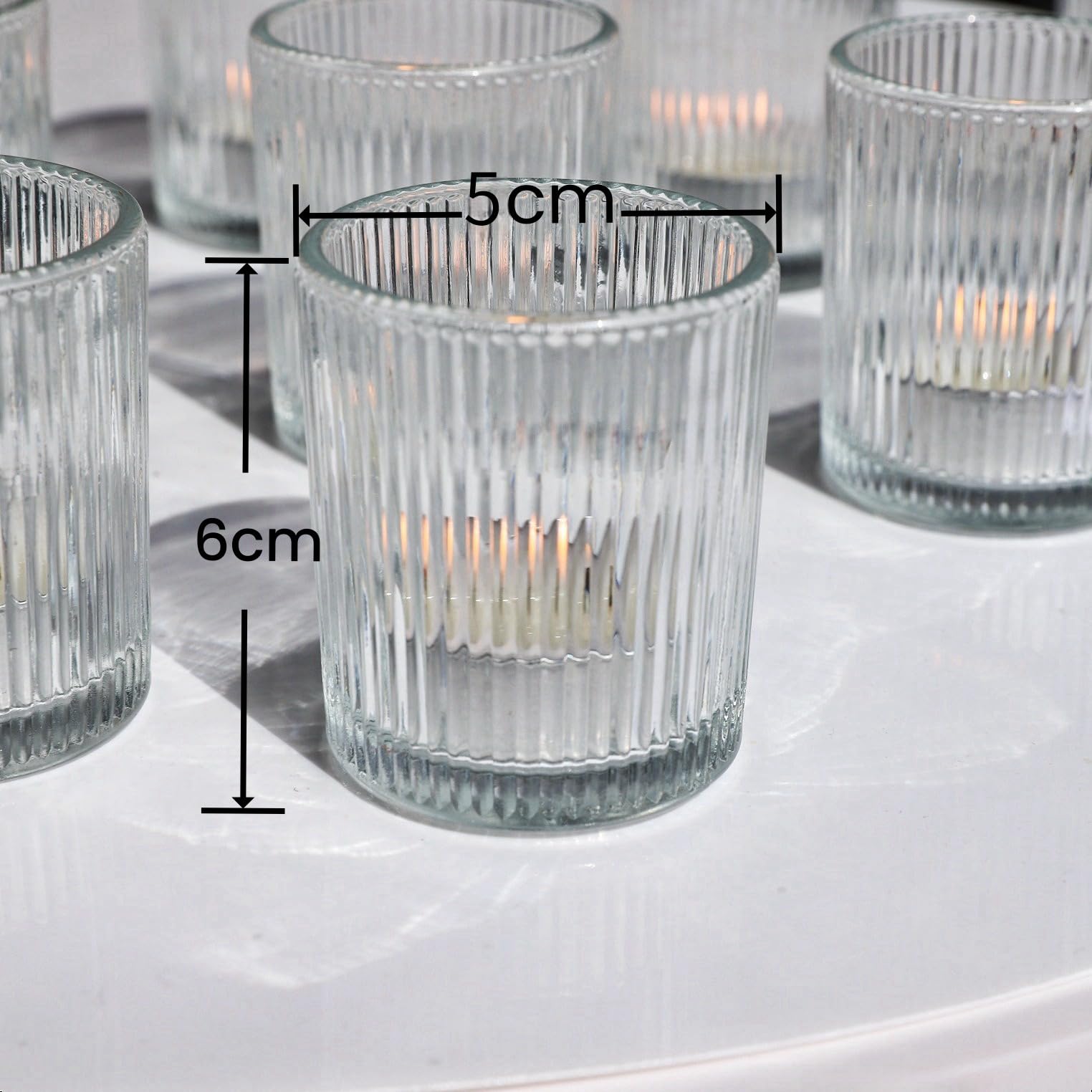 Lot de 12 Bougeoir Verre à thé Côtelés, Photophore Verre Transparents pour Mariage, Contenants pour Bougie pour Fête, Décoration Intérieure et Décoration de Noël (5,5 cm × 6,5 cm)