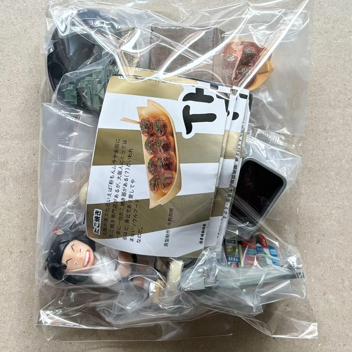 Amazon | THE 大阪フィギュアみやげ 全6種類 たこ焼き だるまの串カツ