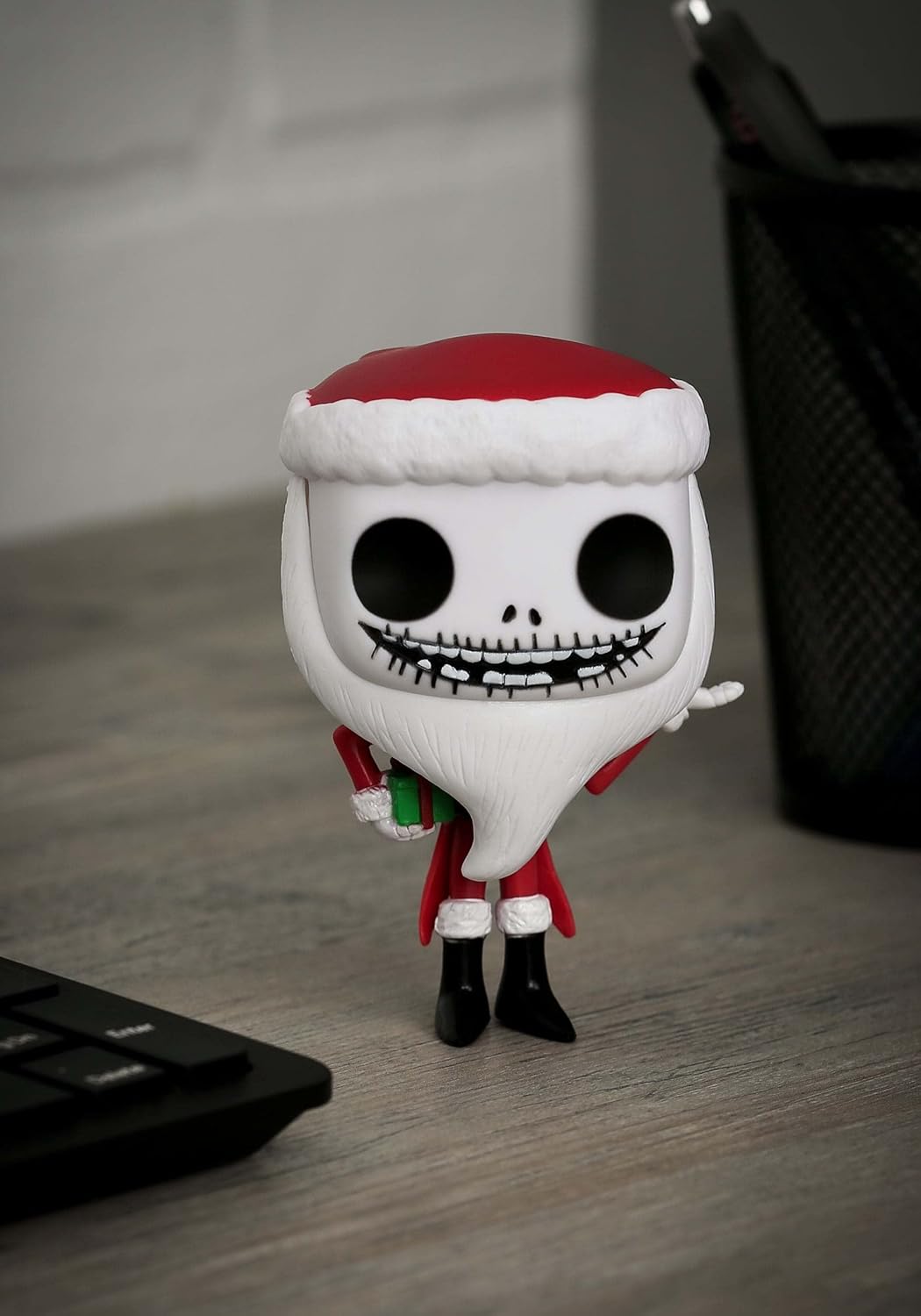 Funko POP! Disney: The Nightmare Before Christmas - Santa Jack Skellington