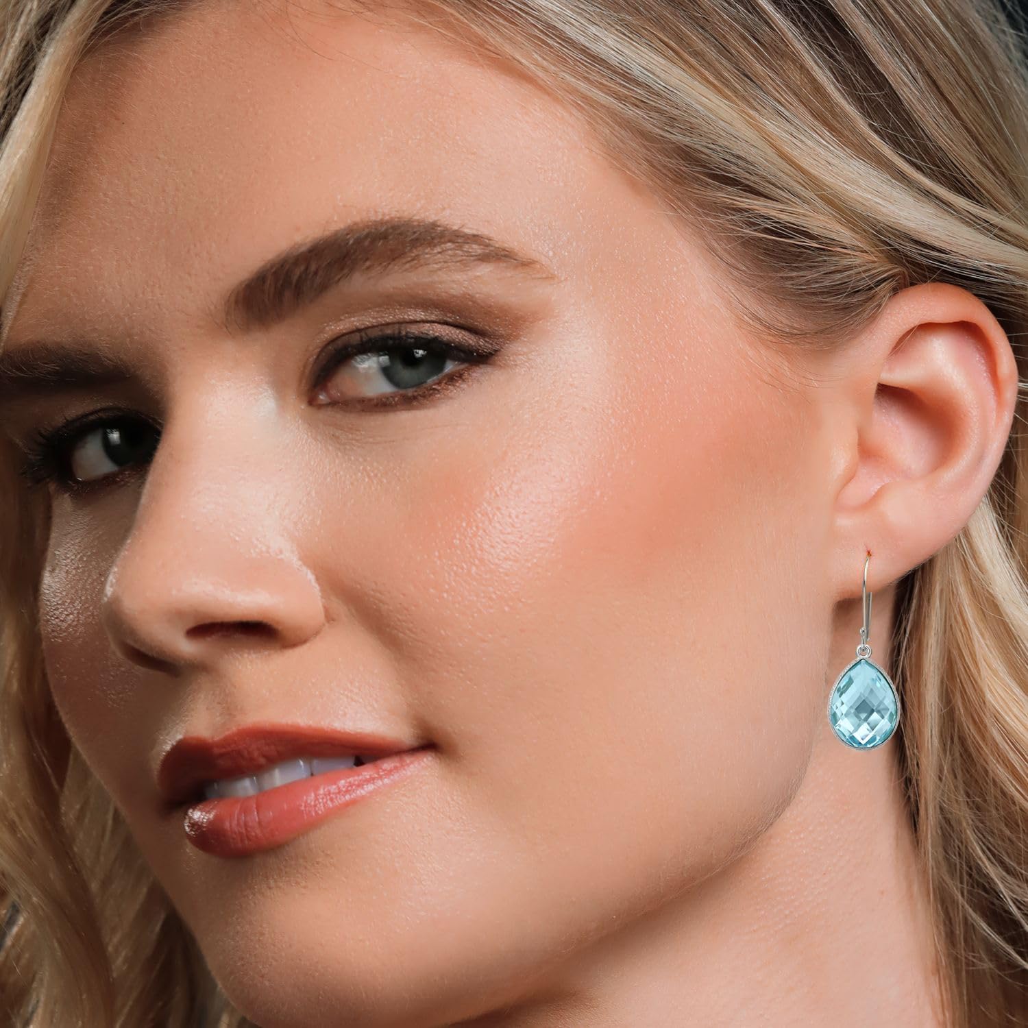 Gem Stone King 22.50 Cttw Blue Topaz Pendant and Earrings Jewelry Set For Women In 925 Sterling Silver | Pear Shape 16X12MM | Gemstone Birthstone | With 18 Inch Silver Chain