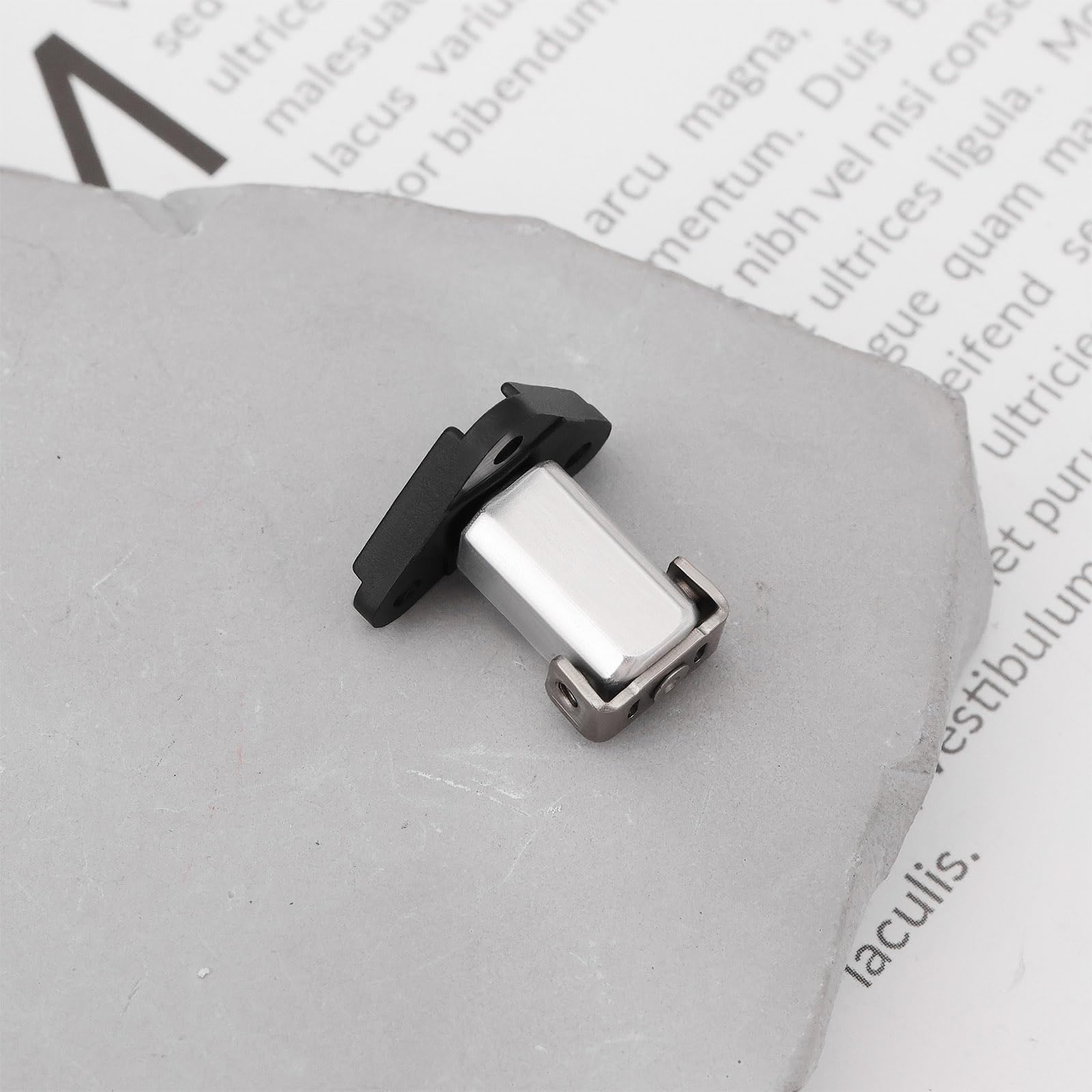Wał przedniego ramienia drona kompatybilny z DJI Mini 3/Mini 4 Pro 15,6 x 14,5 x 14 mm oś ramienia zawiasy przednie ramię zawiasy części naprawcze drona wspornik przedniego ramienia