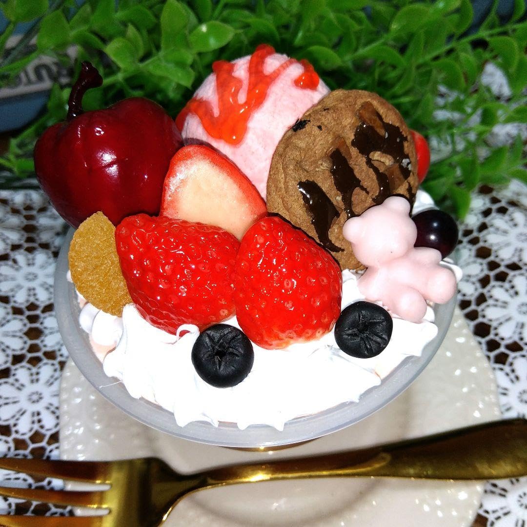 Amazon.co.jp: フェイクスイーツムースカップケーキリアルサイズ 食品