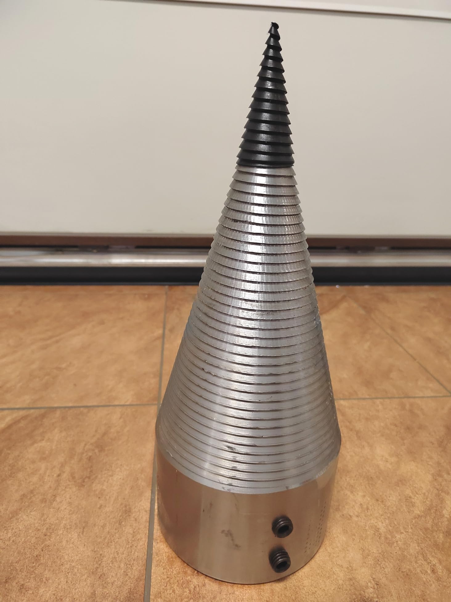 Spaccalegna conico da 120 mm, attacco da 50 mm, con scanalatura