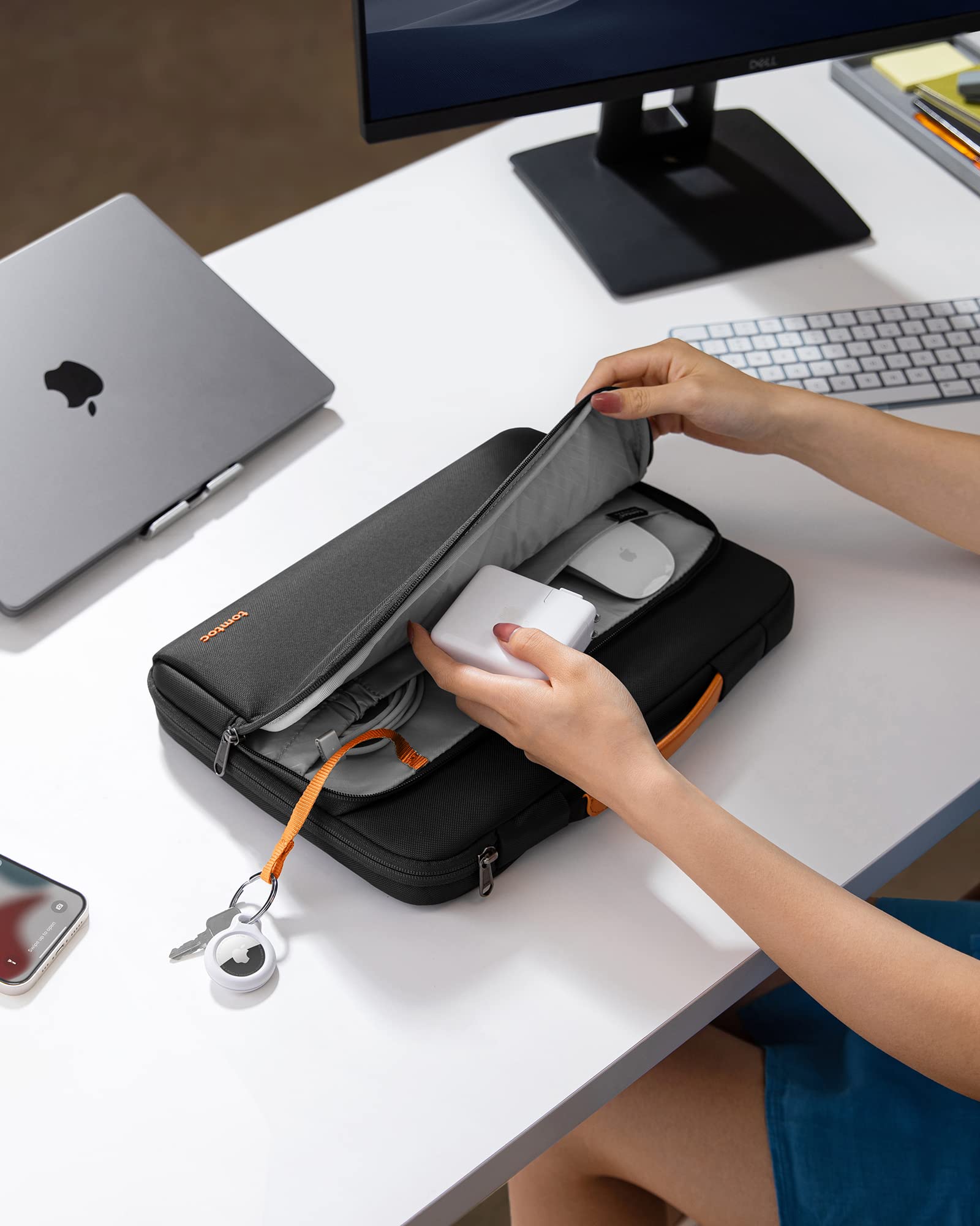 Tomtoc Housse de Protection Antichoc 360° pour MacBook Pro 14 Pouces M5 Pro/Max A3426 A3427 2026, Sacoche Ordinateur avec Poignée