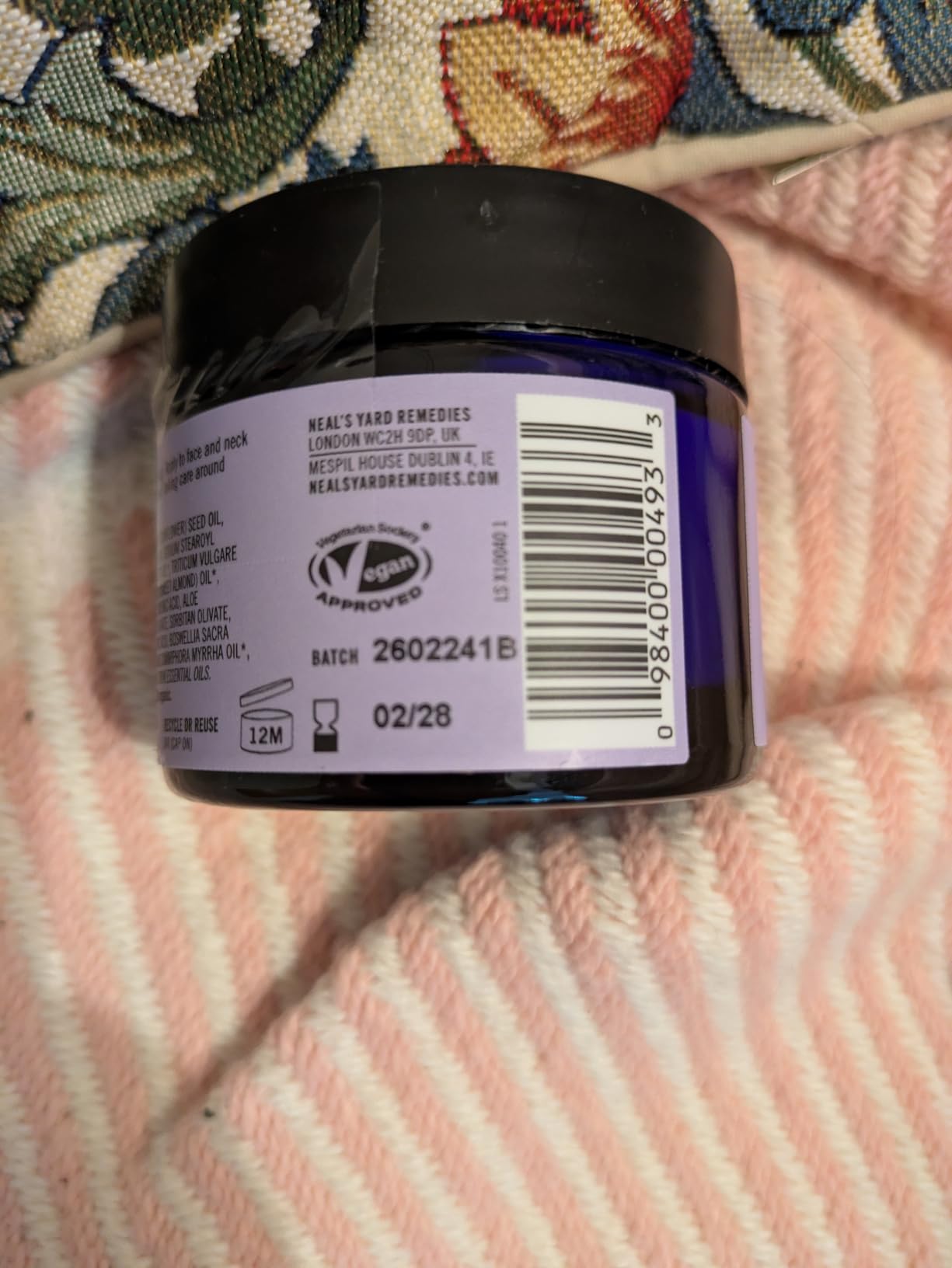 Neal's Yard Remedies Frankincense Nourishing Cream, Hydrate, Rebalance & Replenish Dry Skin, Vegan & Cruelty-Free, 1.76 oz