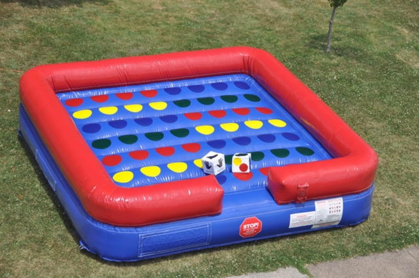Twister Inflatable Game Inflatable Bounce House Twister Interactive Game with 2 Oversized Dice for Kids Outdoor Games Fun Outdoor Toys Games 13'x13'