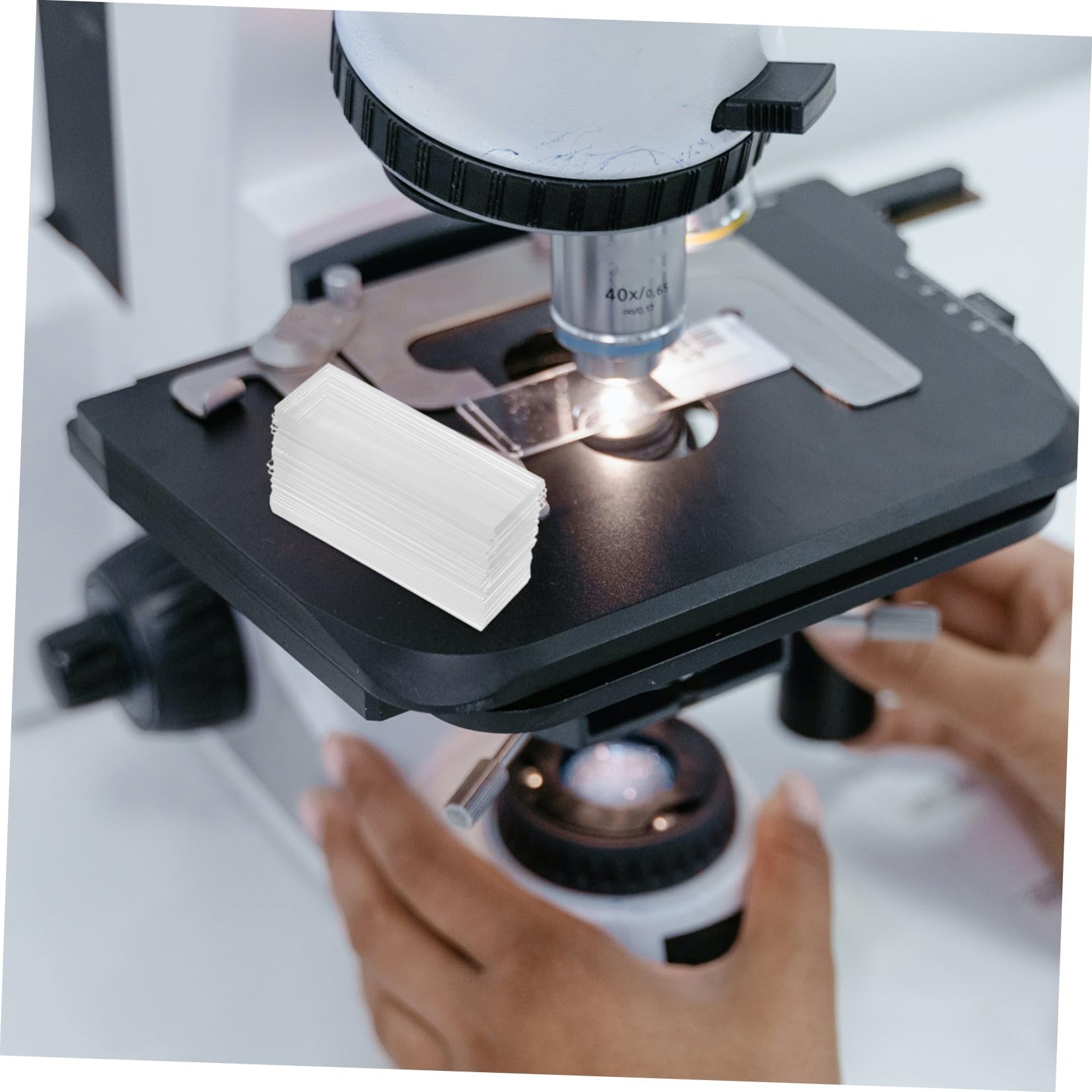 200 Stück Vorgewaschene Glas-mikroskopobjektträger Klare Blanke Glasplatten mit Chemischer Stabilität Konsistente Qualität für Schul Laboranwendungen in Biologieunterricht