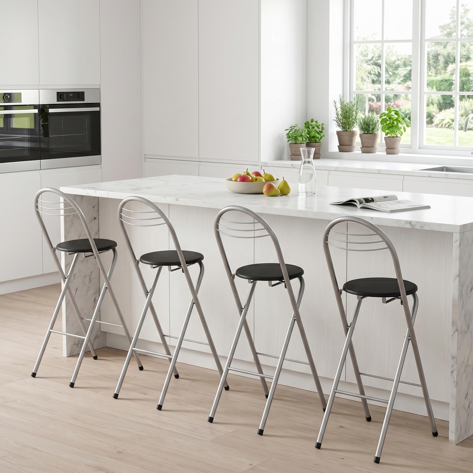 Lot de 4 Tabourets Bar Pliant avec Dossier, Hauteur d'assise 75 cm, Tabouret Haut Pliant Portable, Chaise de Bar Pliante, pour Cuisine Bistro Extérieure, sans Assemblage, Noir et Argent