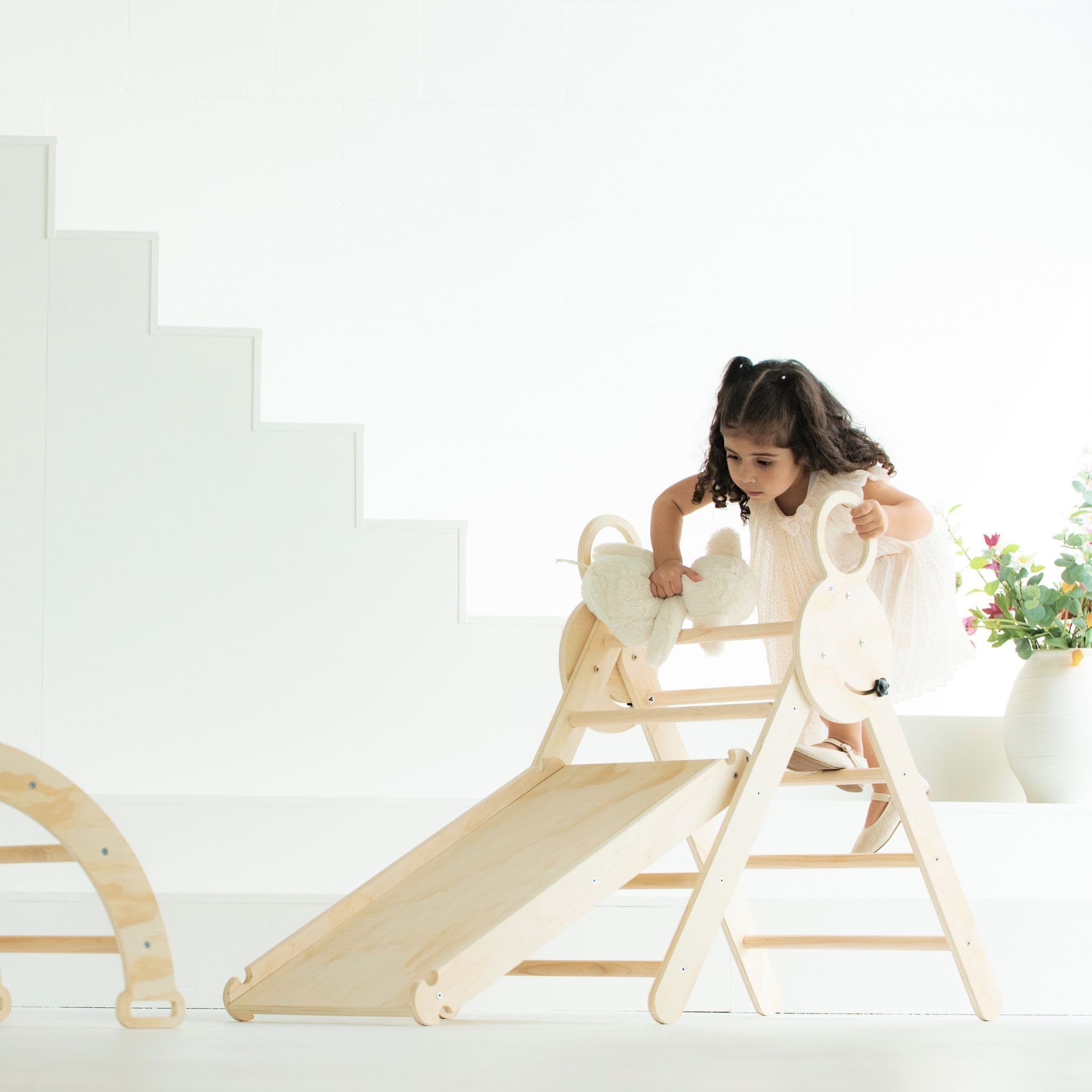 Mini Estructura de Escalada – Arco de Escalada y Rampa con Tobogán – Gimnasio Montessori de Interior – 176x47x82 cm – Natural