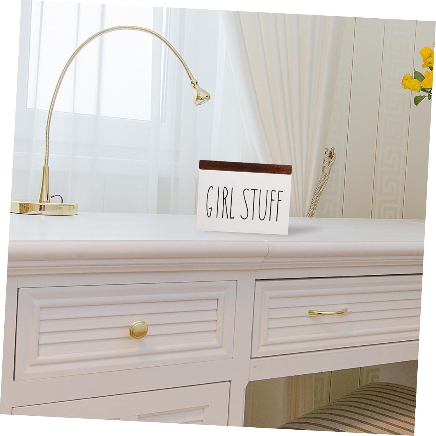 Bathroom Organizer for Feminine Products Elegant Wooden Sanitary Napkin Storage Box with Lid Stylish Bathroom Storage for Period Essentials