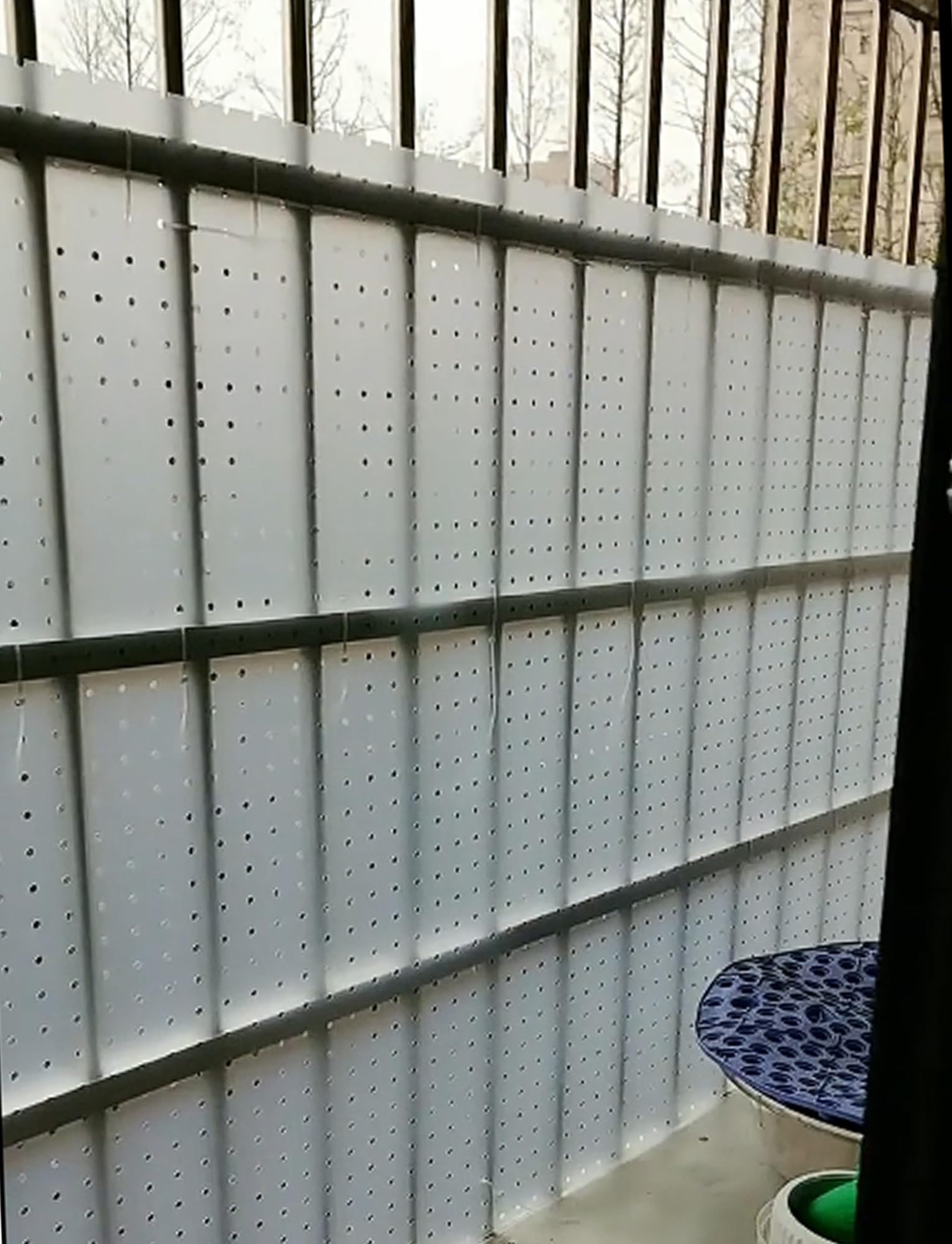 Écran de confidentialité balcon PVC perforé couverture balustrade 50x420cm