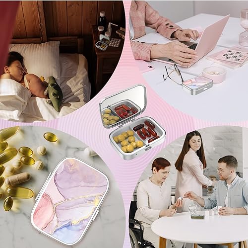 Miniatura 6 de Bonito pastillero pequeño para bolsillos y bolsos, elegante pastillero es un gran regalo, organizador de medicamentos de viaje de 2 compartimentos