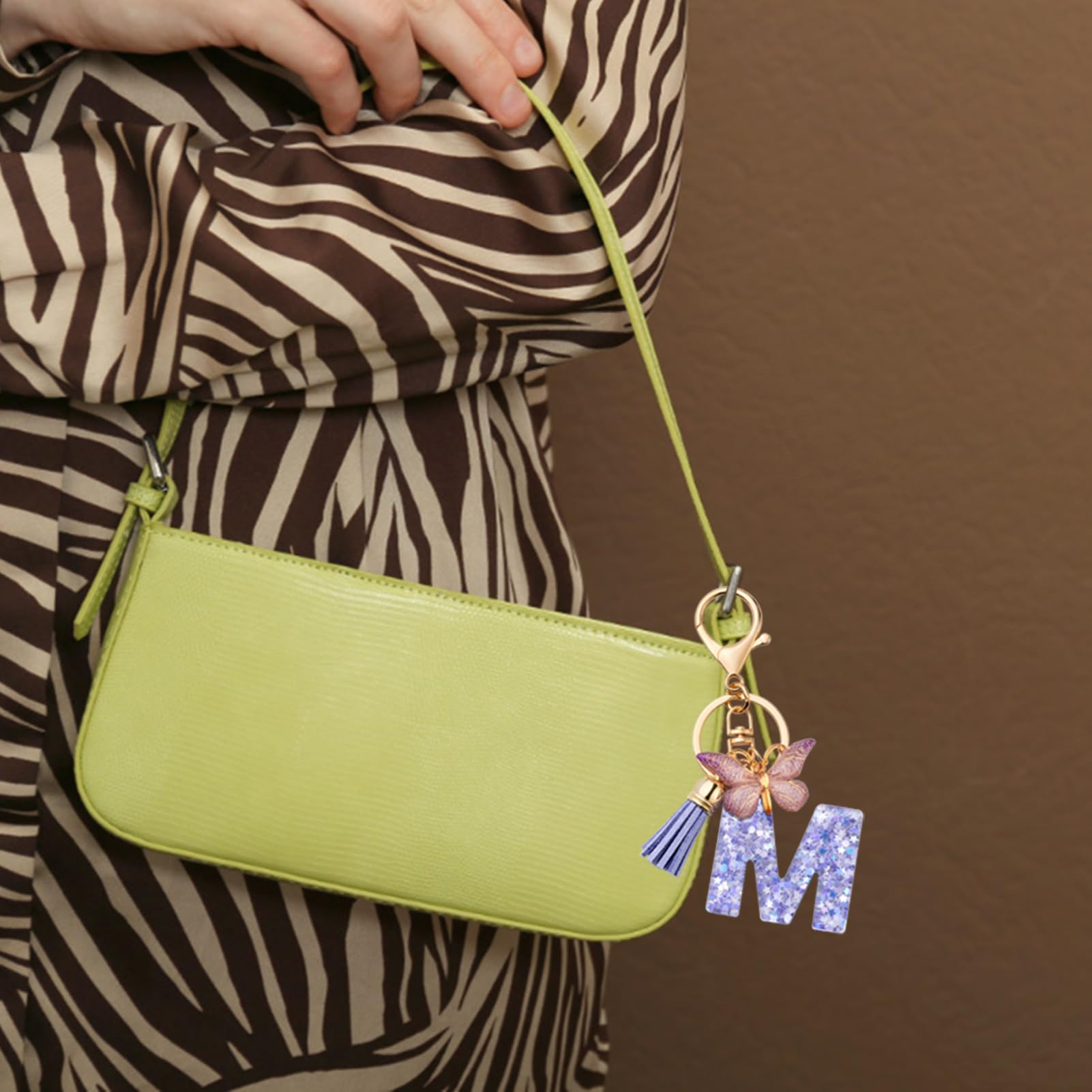 MORSUNBELA Portachiavi Donna con Iniziale Portachiavi Ragazza Lettera Portachiavi Farfalla Borsa con Iniziale