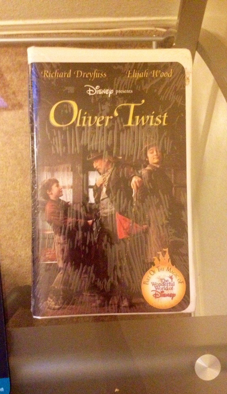 Oliver Twist VHS USA versión importada en cinta de video clásica para coleccionistas cinéfilos
