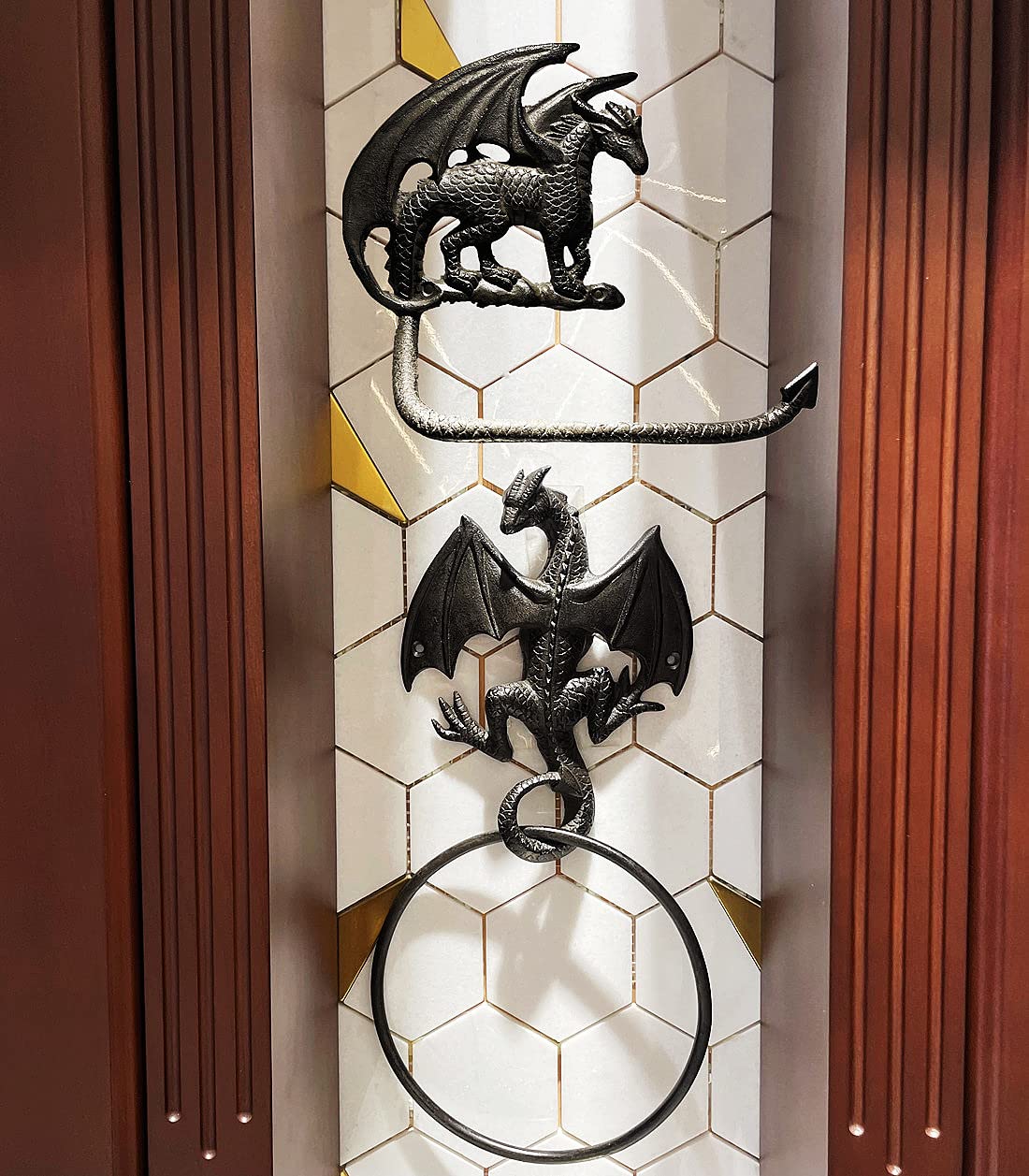 Gothic Dragon Toilettenpapierhalter und Handtuchring-Set, Wandmontage, dekoratives Badezimmerzubehör, 2 Stück