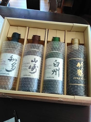 Amazon.co.jp: 知多・山崎・白州・竹鶴 NV 700ml 4本飲み比べセット