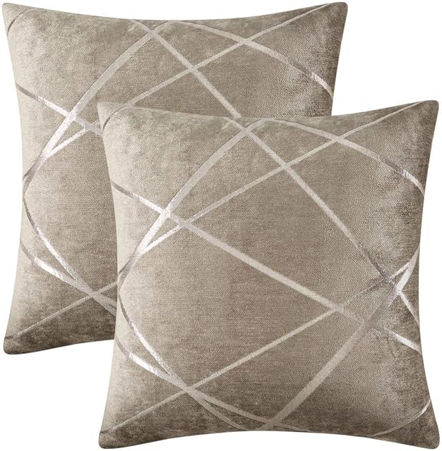 Gigizaza Cushion Covers 50 x 50 cm Brown Square Chenille Decorative 20 x 20 Inch Pillowcases for Sofa Bedroom Living room Set of 2