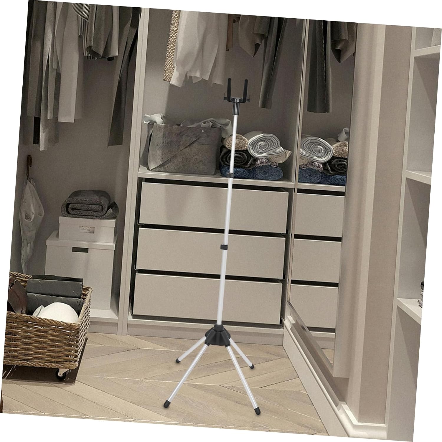 Adjustable Height Handheld Garment Steamer Stand Foldable Clothes Hanger with Sturdy Support for Efficient Steam Ironing Portable Clothing Rack for Home Use Black