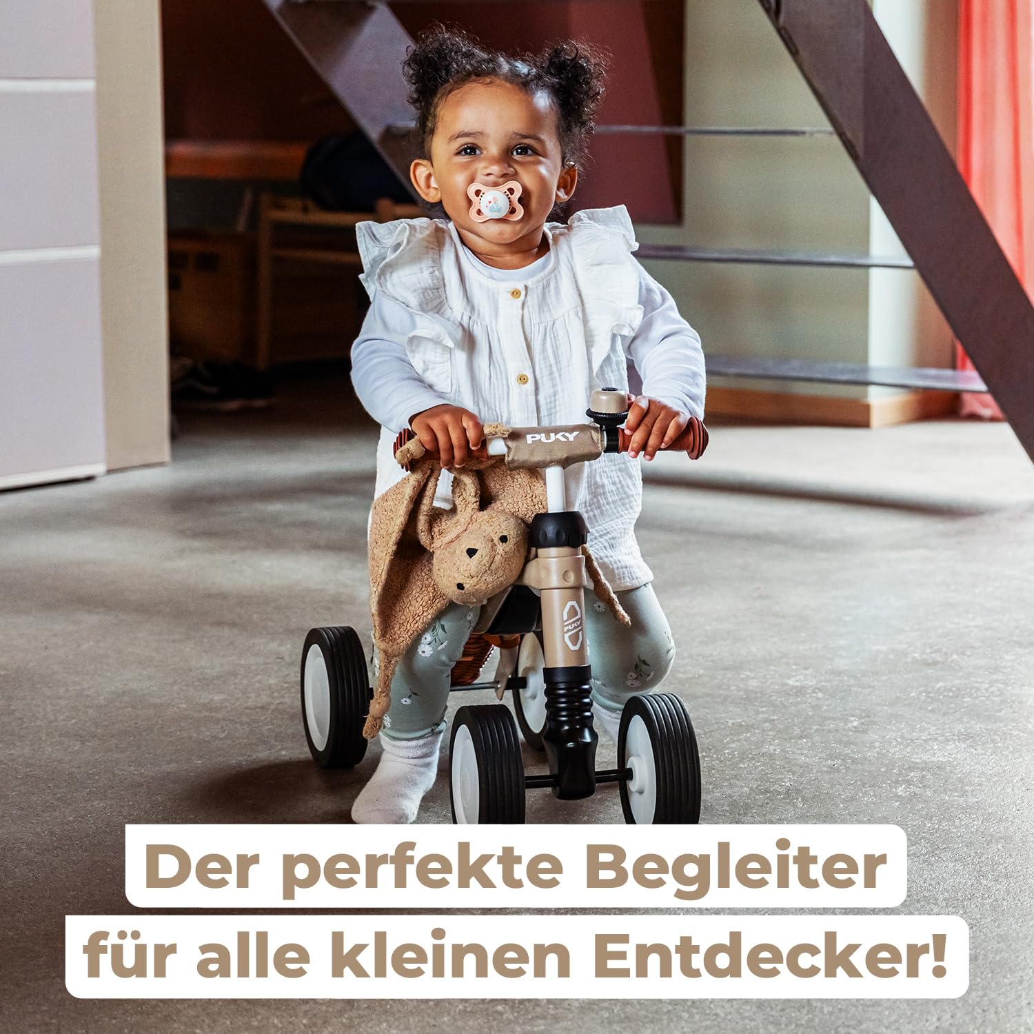 PUKY WUTSCH Bundle | Sicheres Laufrad | Für Kleinkinder ab 1,5 Jahren | Rutschfahrzeug | Pendelachse | Mit Sicherheitslenkergriffen (Dusty Sand)