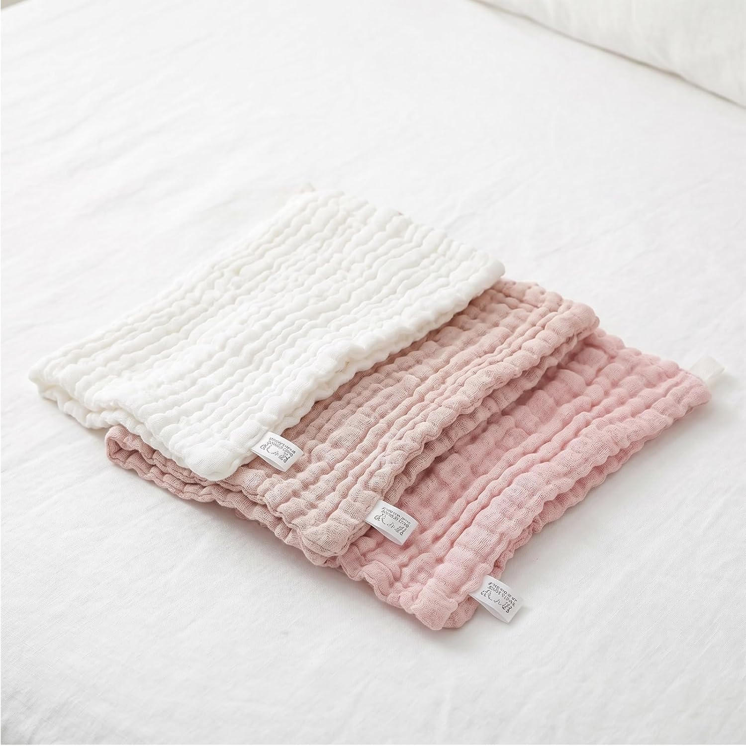 3pcs Muslin Burp Cloths for Babies Ultra Absorbent 6 Layer Cotton Towels Gentle Washable Burping Cloths for Travel and Feeding Girl