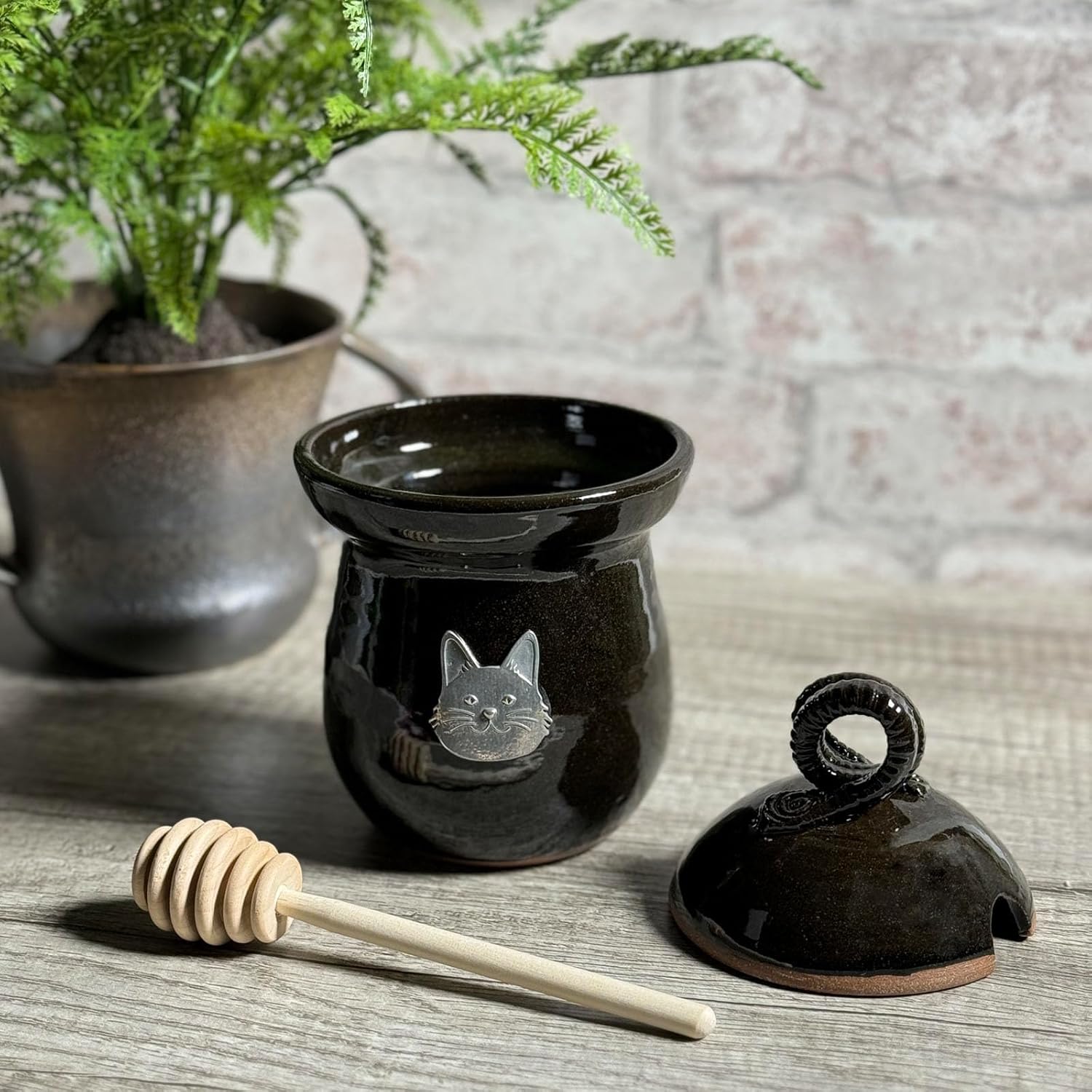 American Handmade Honey Jar with Cat Face Pewter Plaque by MudWorks Pottery, Black