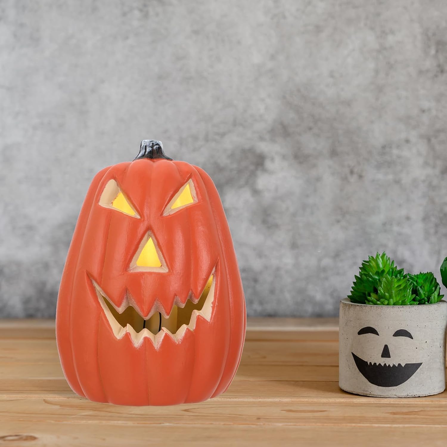 2PCS Halloween Pumpkin Lights Jack O Lanterns Vintage Halloween Decorations Classic Plastic Pumpkin Statue Light Up Table Decor for Home Haunt House Decorations(Without Battery)