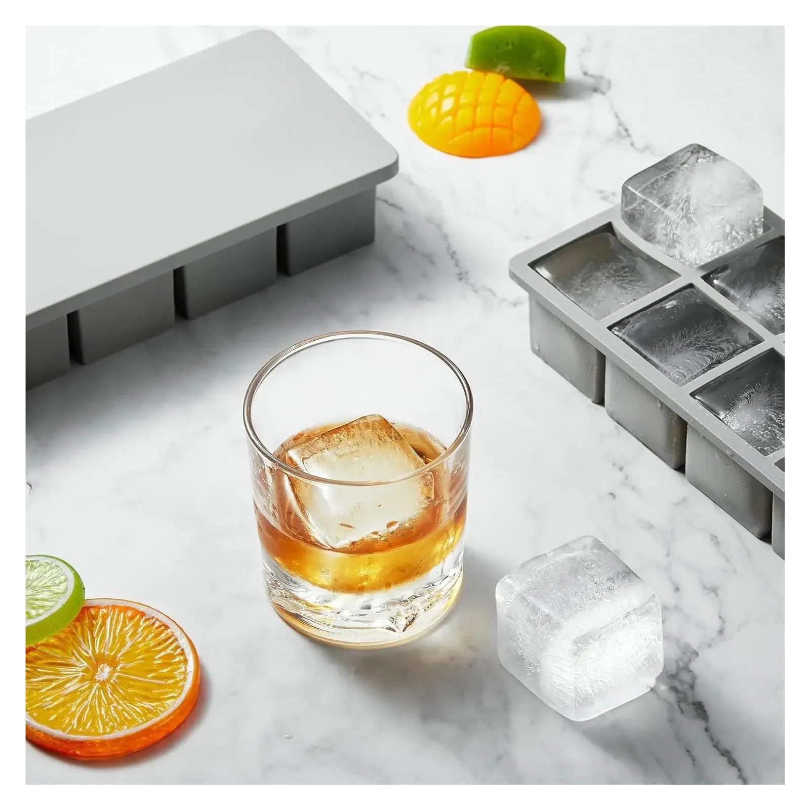 Juego de 4 bandejas de silicona for cubitos de hielo con tapas, moldes cuadrados grandes for hacer hielo, bandejas apilables flexibles for congelador for whisky y cócteles(SET 8grids)