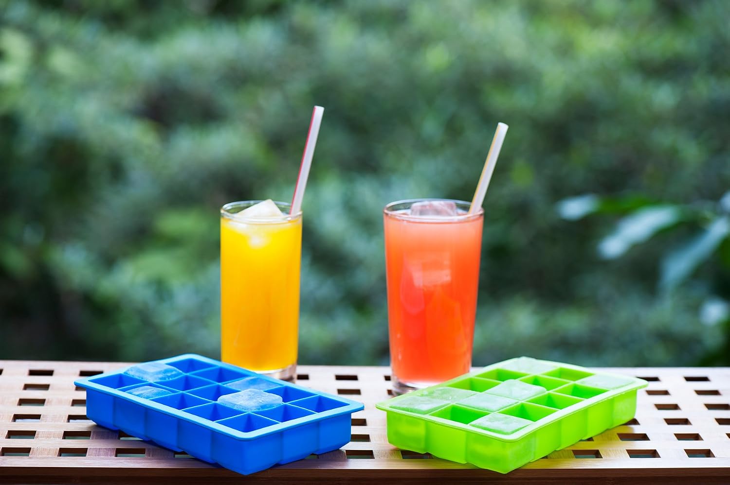 COLIBROX Silicone Ice Cube Tray (Twin Pack) Blue and Green
