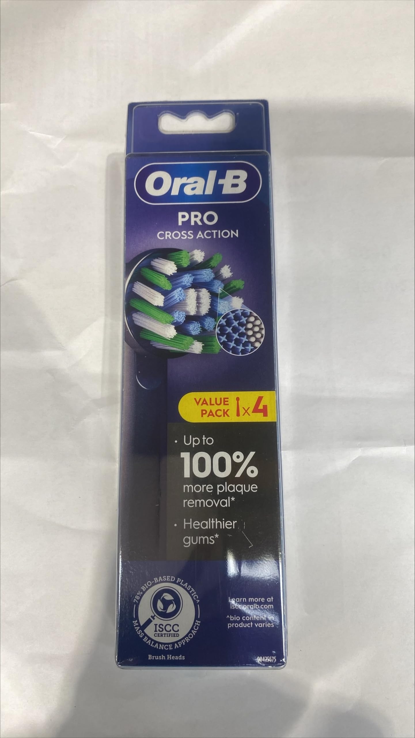 Oral-B Pro Cross Action Electric Toothbrush Head, X-Shape and Angled Bristles for Deeper Plaque Removal, Pack of 4 Toothbrush Heads, Black
