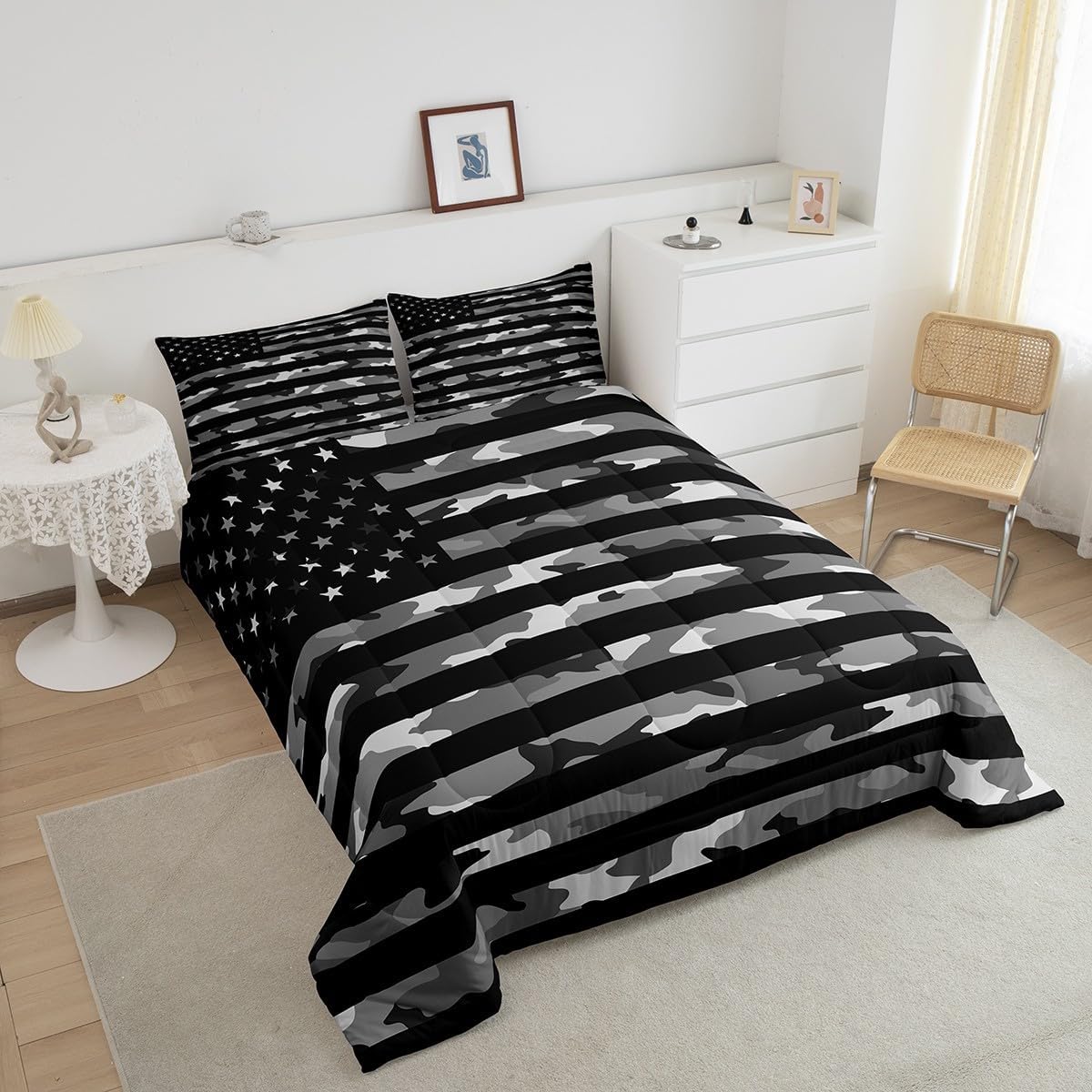Feelyou American Flag Comforter Set Army Camouflage Bedding Set Decor Military Camo USA Flag Comforter Grey Black and White Down Alternative Comforter for All Season Queen Size 3Pcs