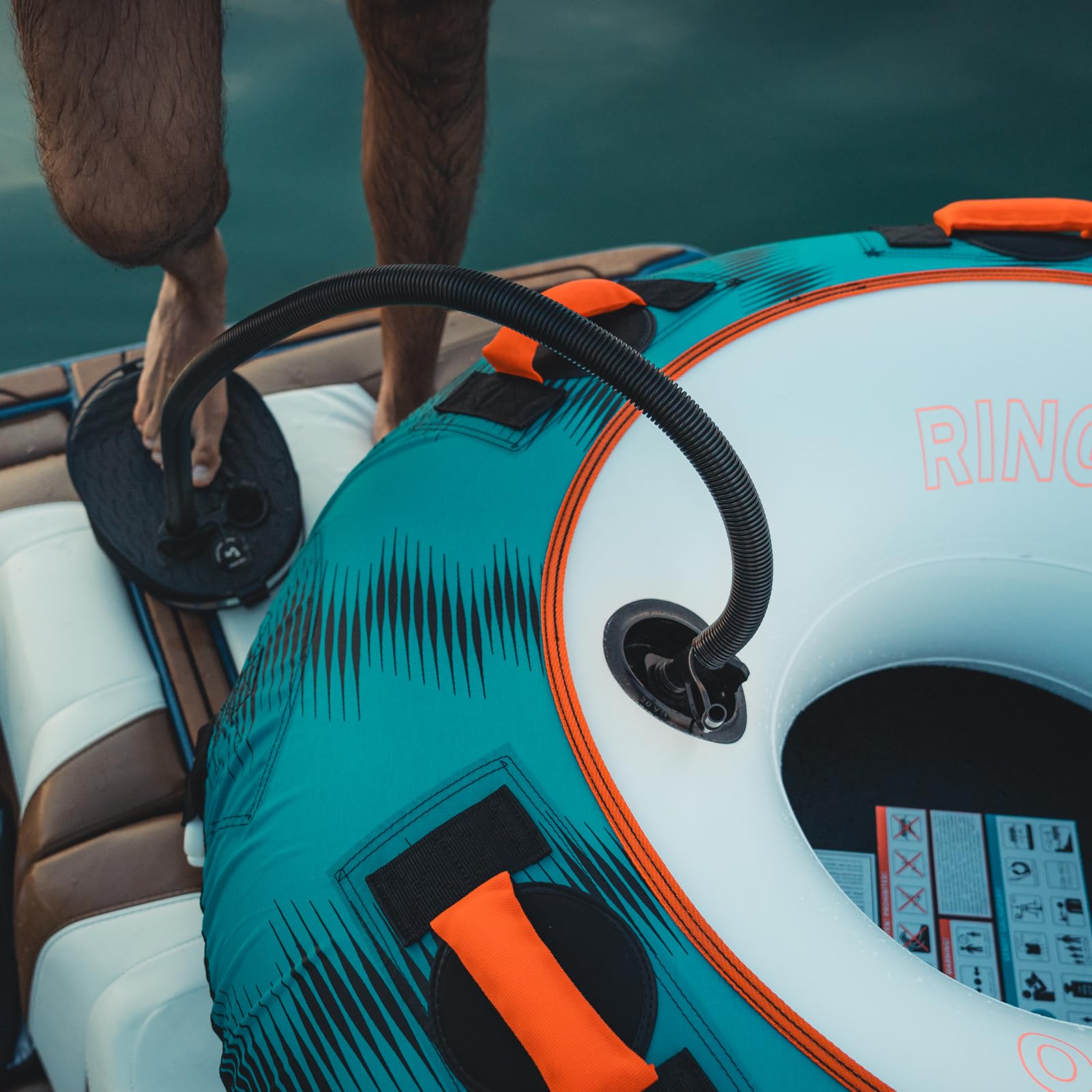 Mesle Luftpumpe Kikka Adapter für Luftmatratze Schlauchboot Schwimmflügel kompakte manuelle Fußpumpe mit 3L Volumen Pumpen & Absaugen schwarz
