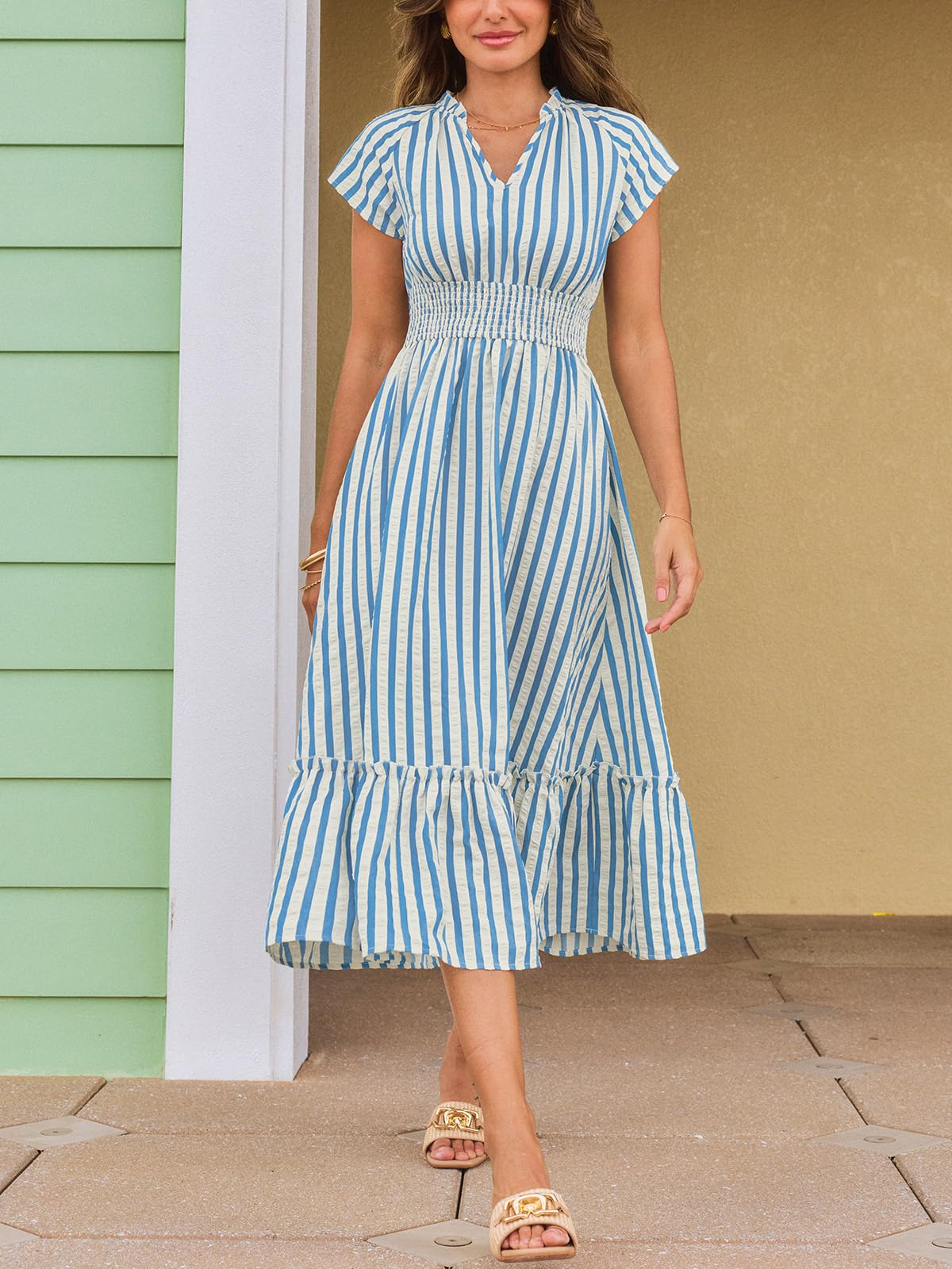 CUPSHE Damen Sommerkleid Gestreift V-Ausschnitt Kurzarm Flatterärmel Midikleid Gesmokte Taille A-Linie Freizeitkleider Strandkleid Kleid