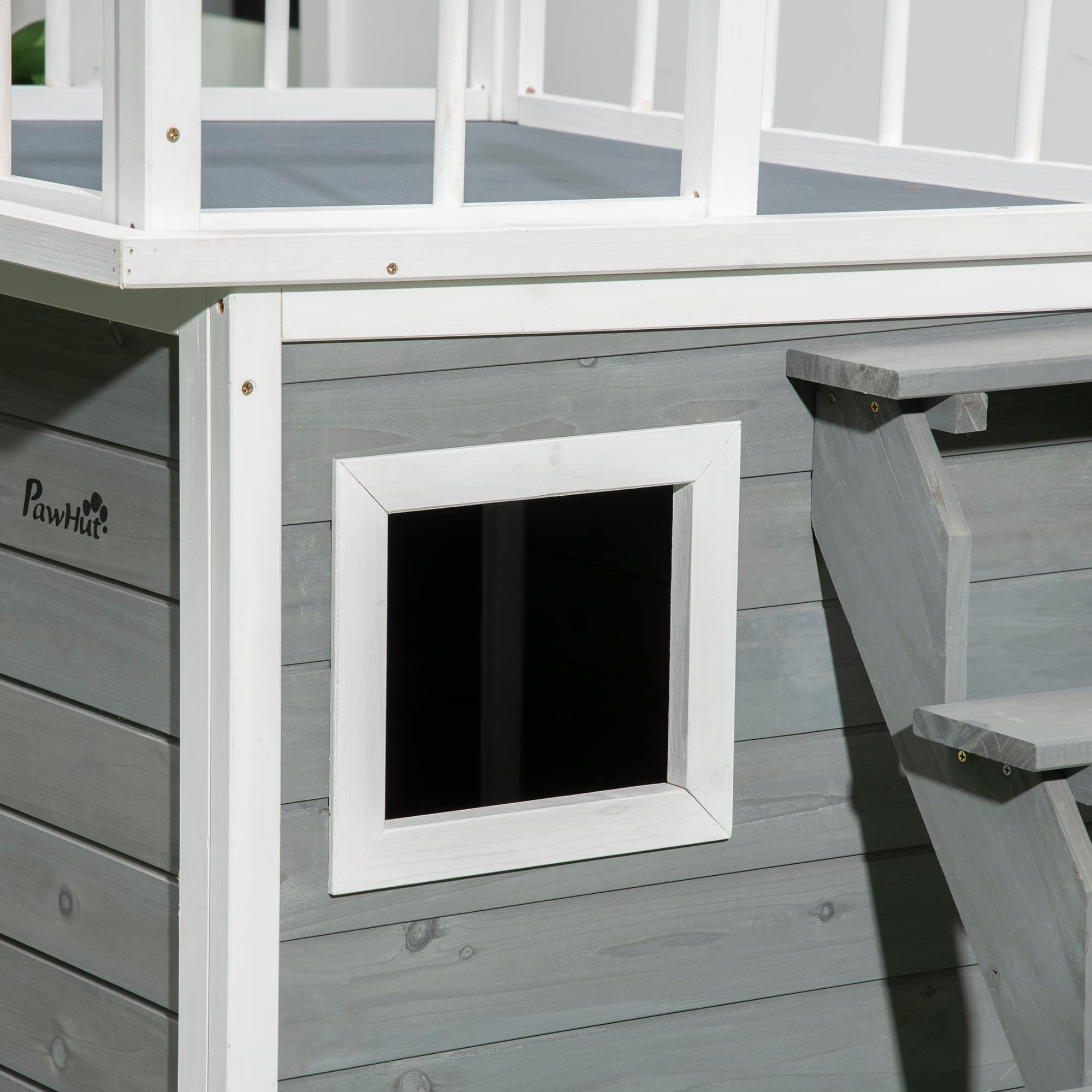 PawHut caseta para Perros con balcón, caseta elevada para Animales pequeños con Escalera, Ventana, Cueva para Perros medianos y Grandes, Madera de Abeto, Gris Claro, 121 x 77 x 78 cm