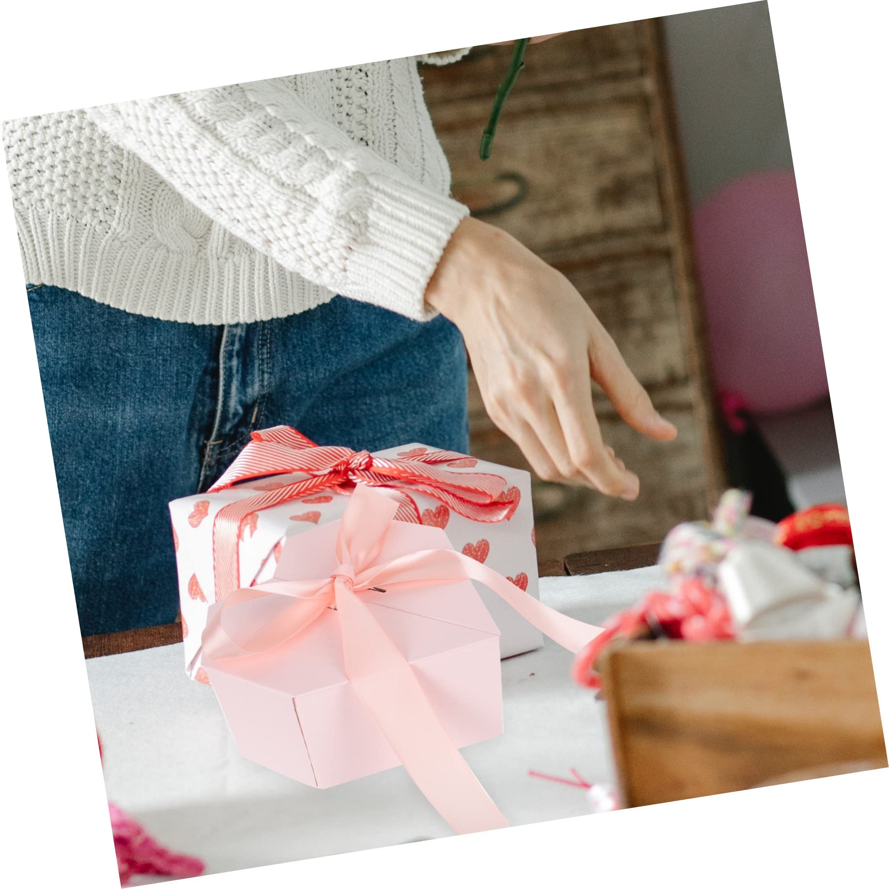 Alipis Tragbarer Koffer 2 Stk Liebe Geschenkbox Strumpffüller Schokolade Geschenkbox in Herzform Süßigkeitentasche Jahrgang Bonbonschokolade Hochzeitsbedarf Brautjungfer Polyester Papier