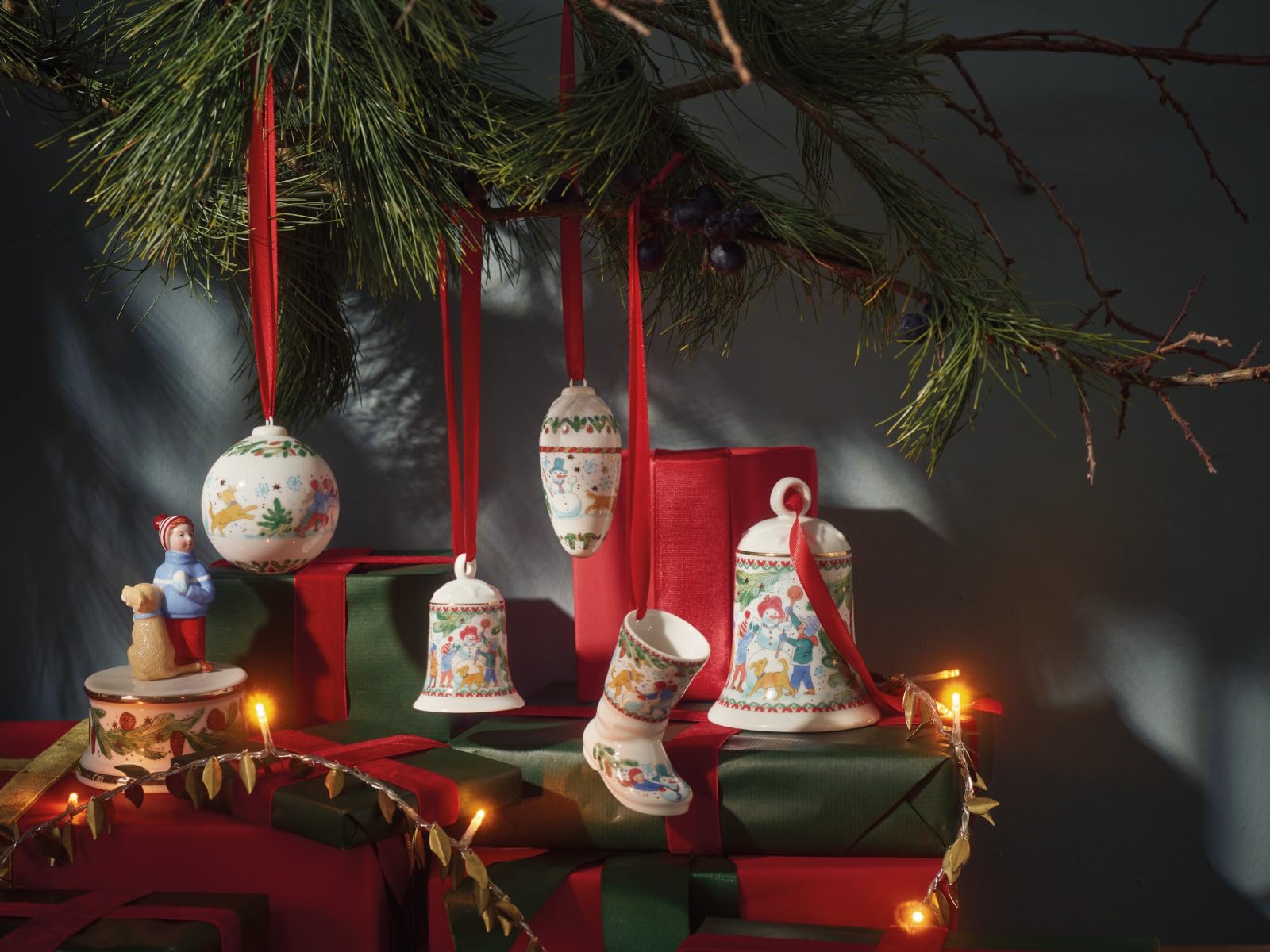 Hutschenreuther Collezione di Natale 2025 - Campana in porcellana, 7 cm