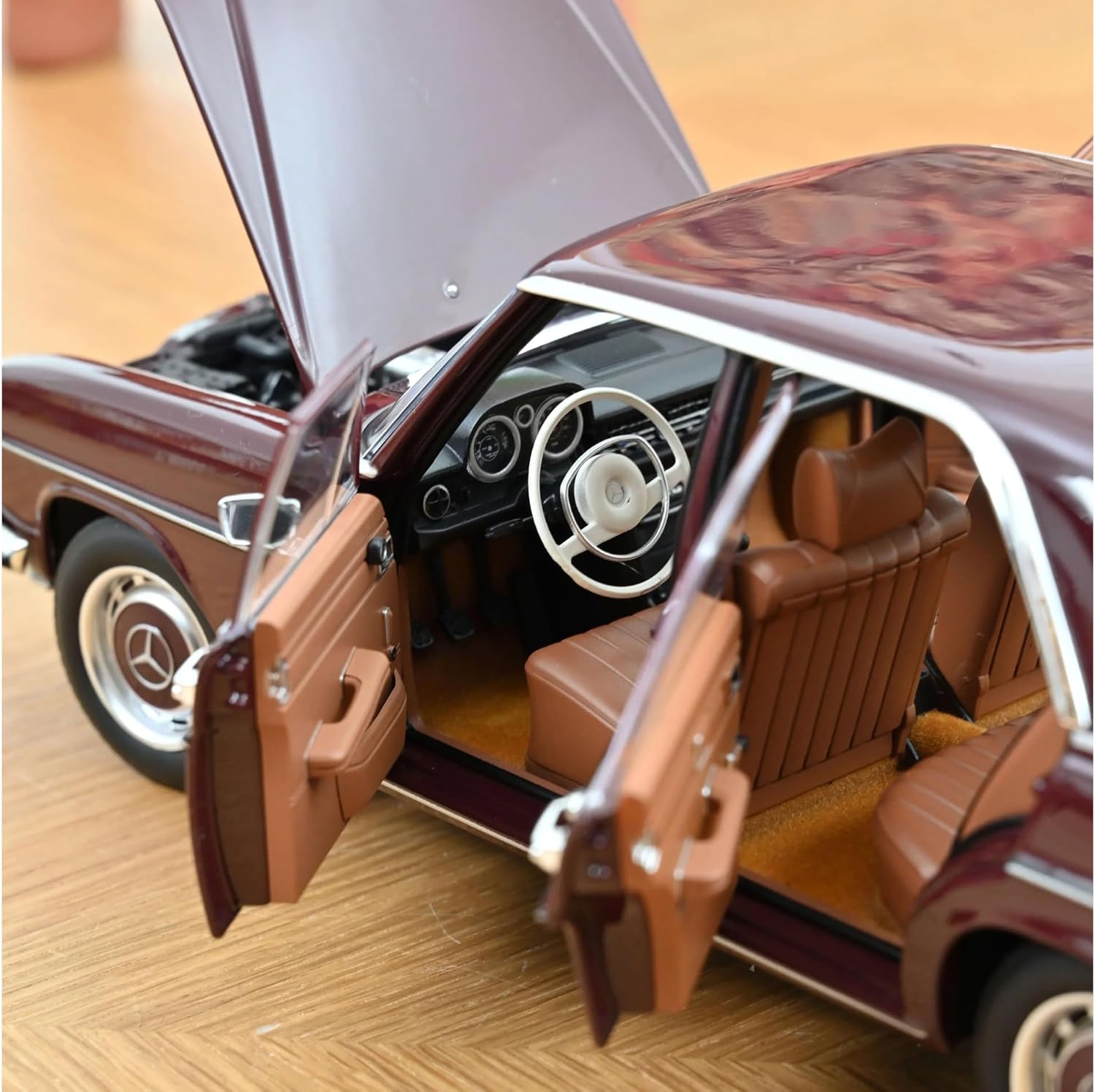 Norev 1/18 - M-ERCEDES-B-ENZ 200-1968 183778
