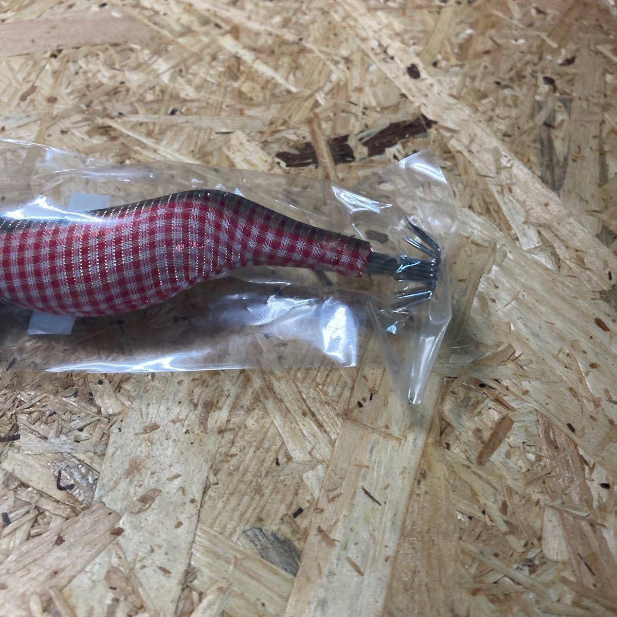 鹿児島本桐手作りマチダエギ 3.5寸×6本 3.0寸？×2本 の合計8本セット 3.5寸 手造り マチダエギ 町田エギ カラー137 鹿児島 本桐 伝統 餌木