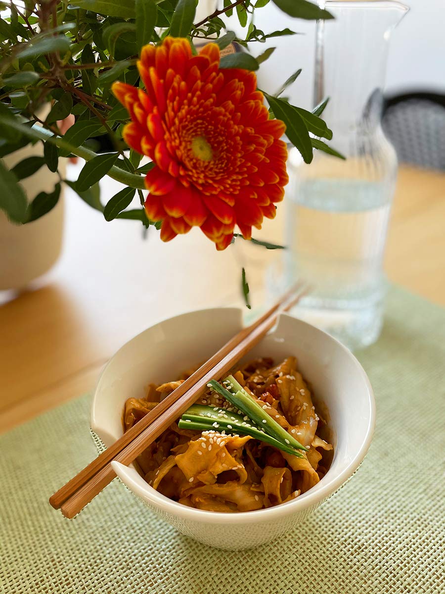 JADE TEMPLE Suppenschale aus Keramik im asiatischen Stil mit Essstbchen  aus 100% Bambus, Ideal fr Suppen- und Nudelgerichte, (1x Schale mit 1x  Paar Essstbchen), Wei : Amazon.de: Kche, Haushalt & Wohnen