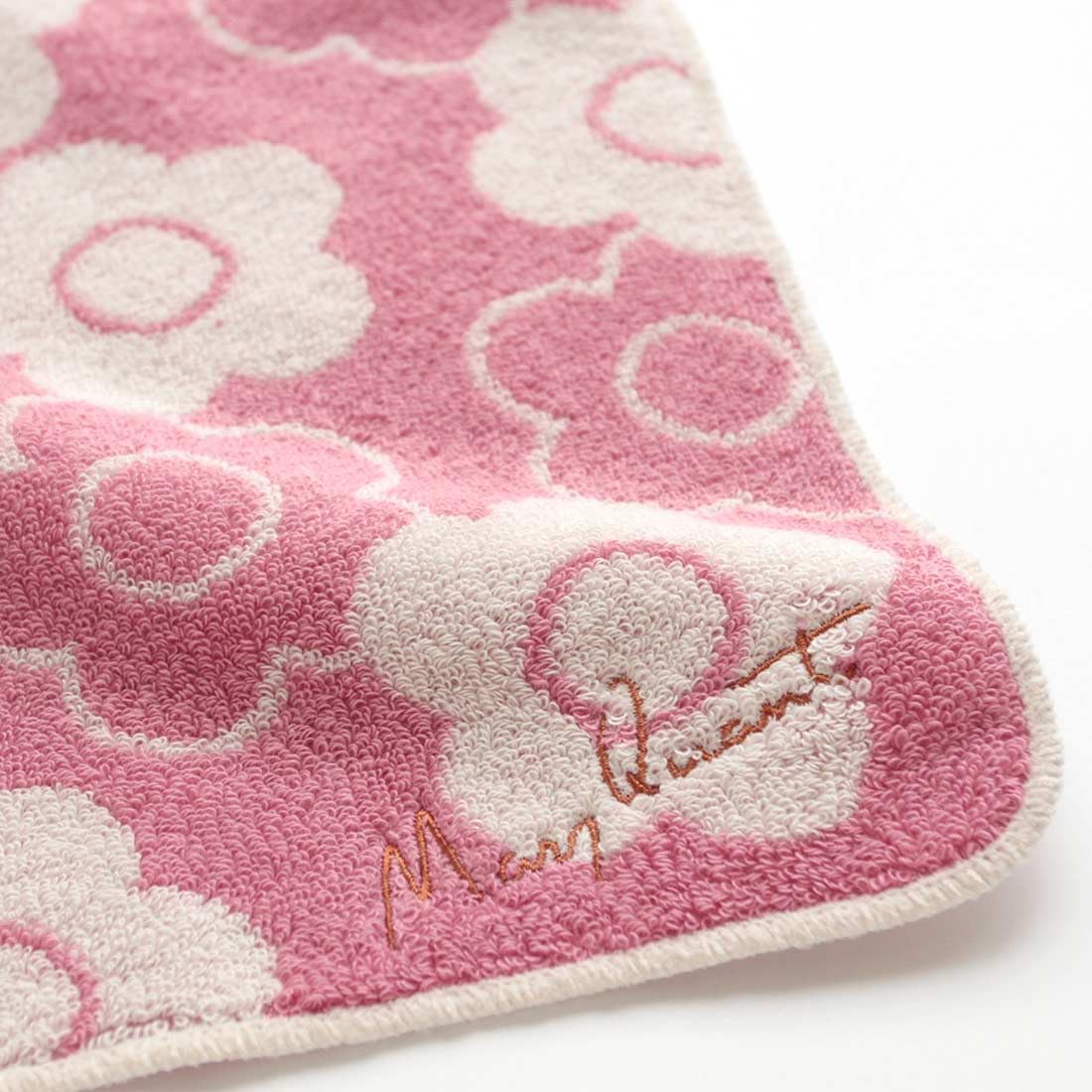 M お値下げ交渉歓迎! ページ Amazon.co.jp: MARY QUANT (マリークヮント) タオルハンカチ (グレー